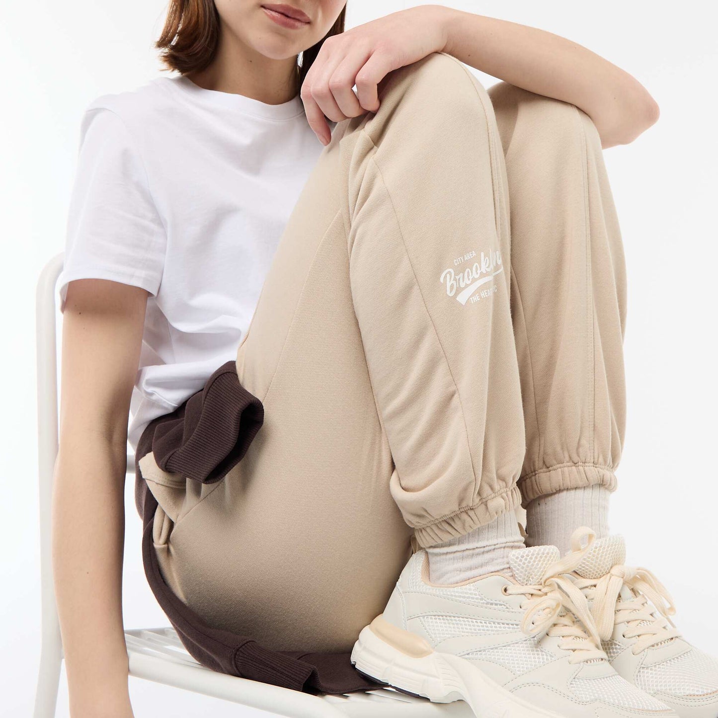Solid Cotton Barrel Leg Joggers BEIGE