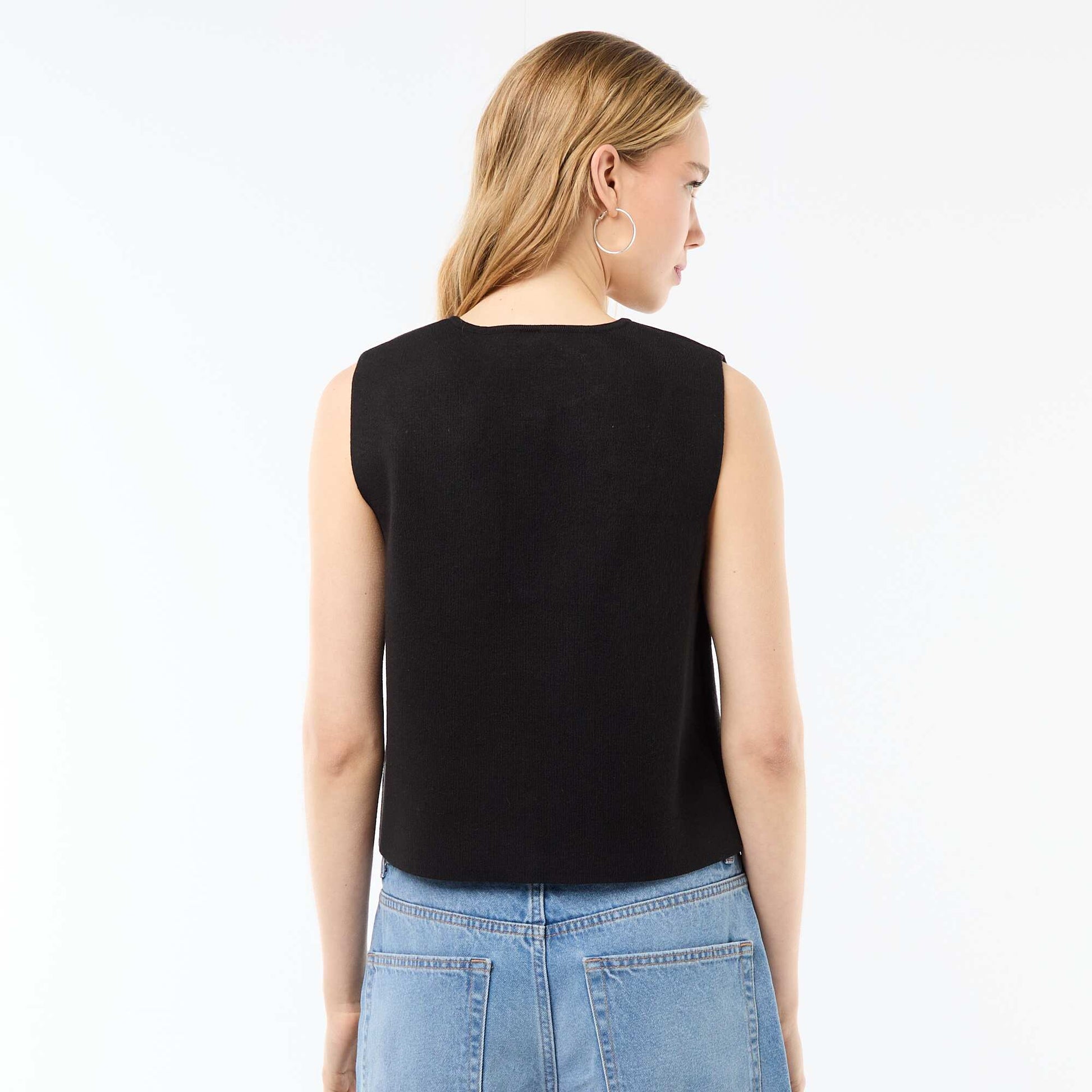 Sleeveless Round Neck Vest BLACK
