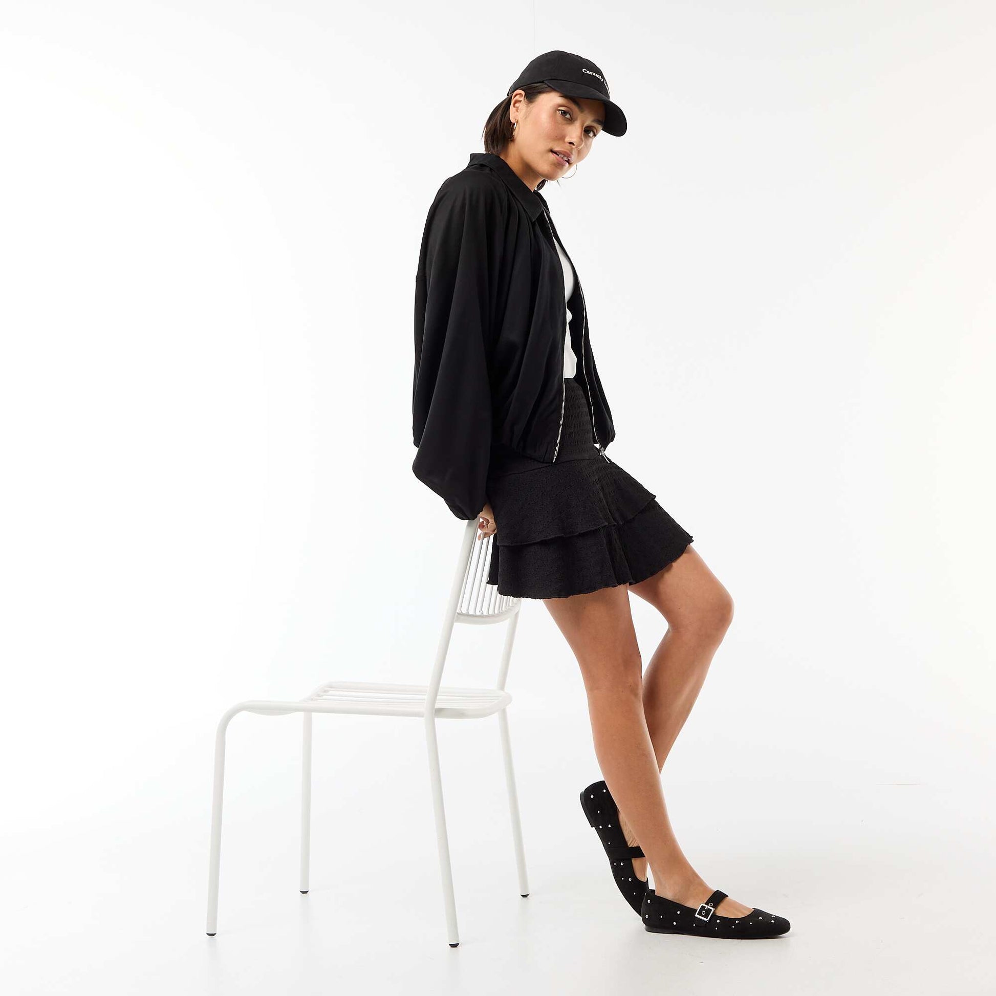Short Tiered Crinkle Knit Skirt BLACK