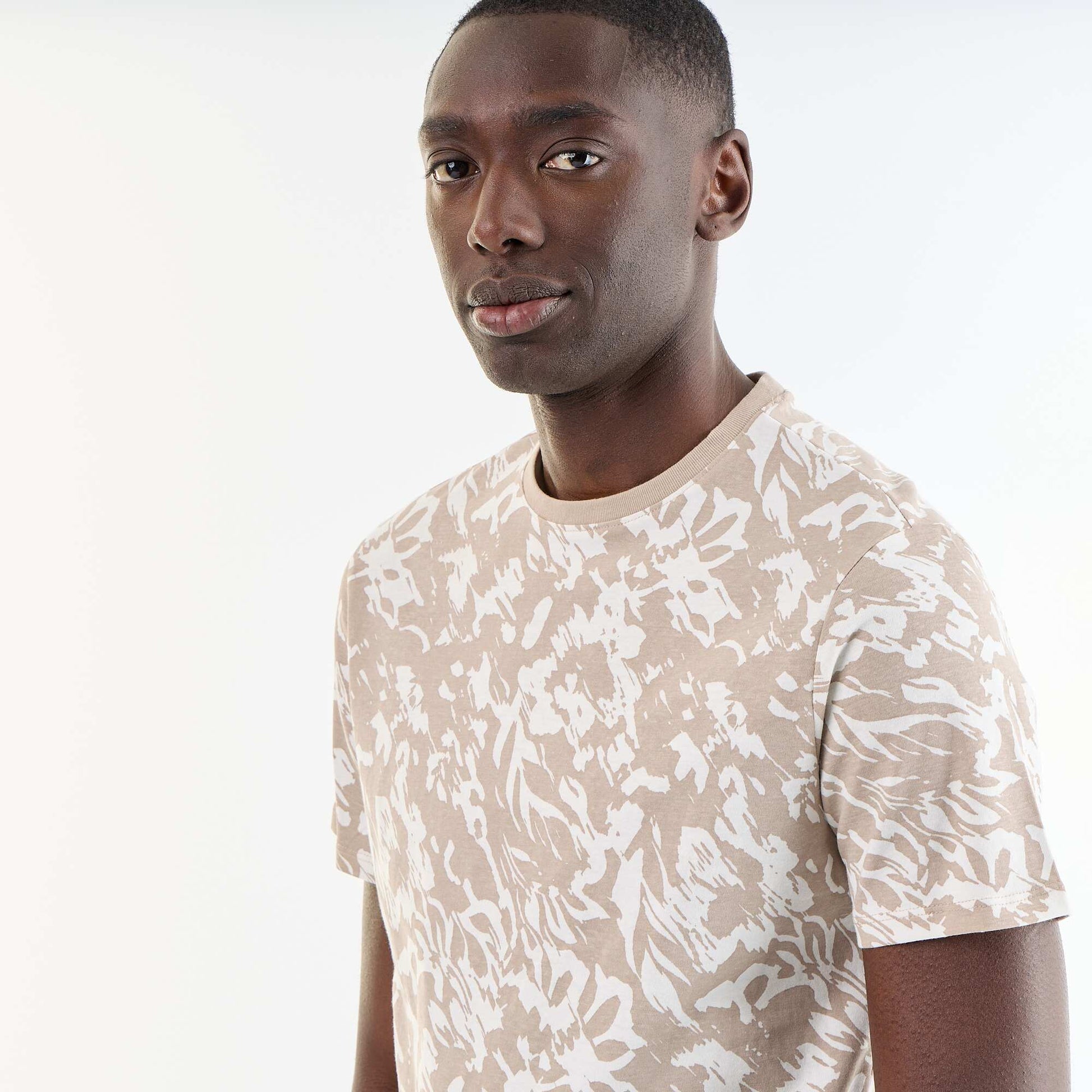 Short-sleeved graphic print T-shirt BEIGE