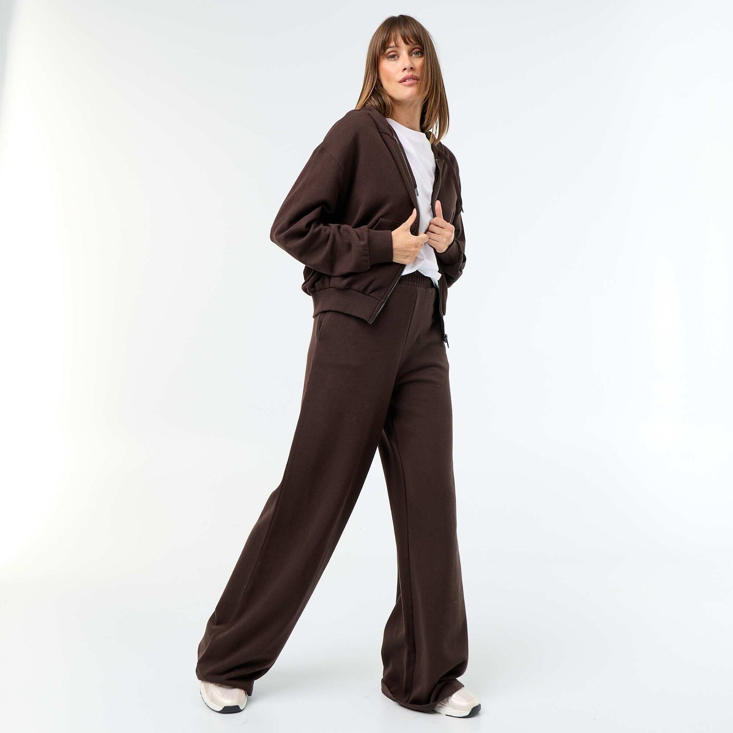 Wide Heavy Knit Jogging Trousers BROWN
