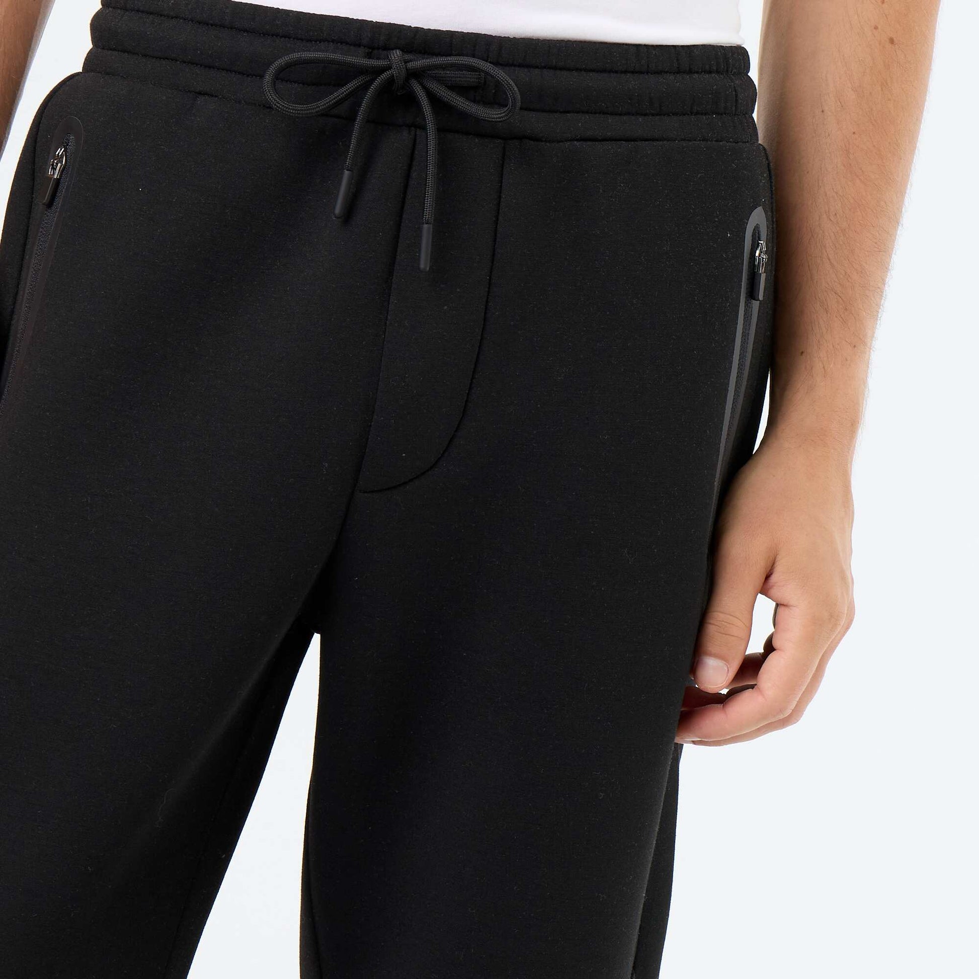Jogger pants with zipped pockets BLACK
