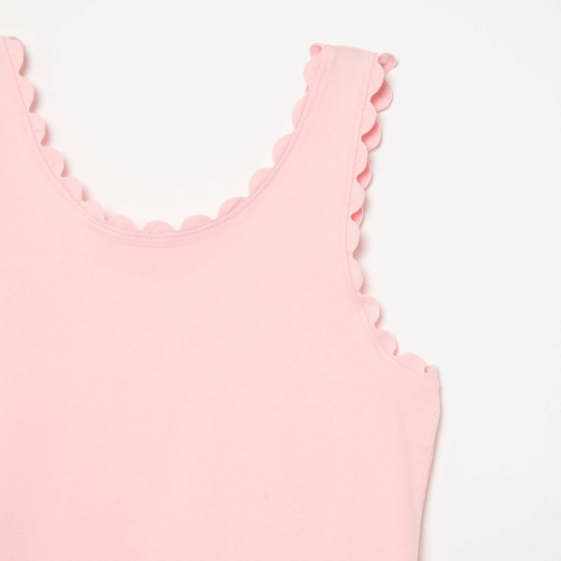 Solid tank top with wavy edges PINK