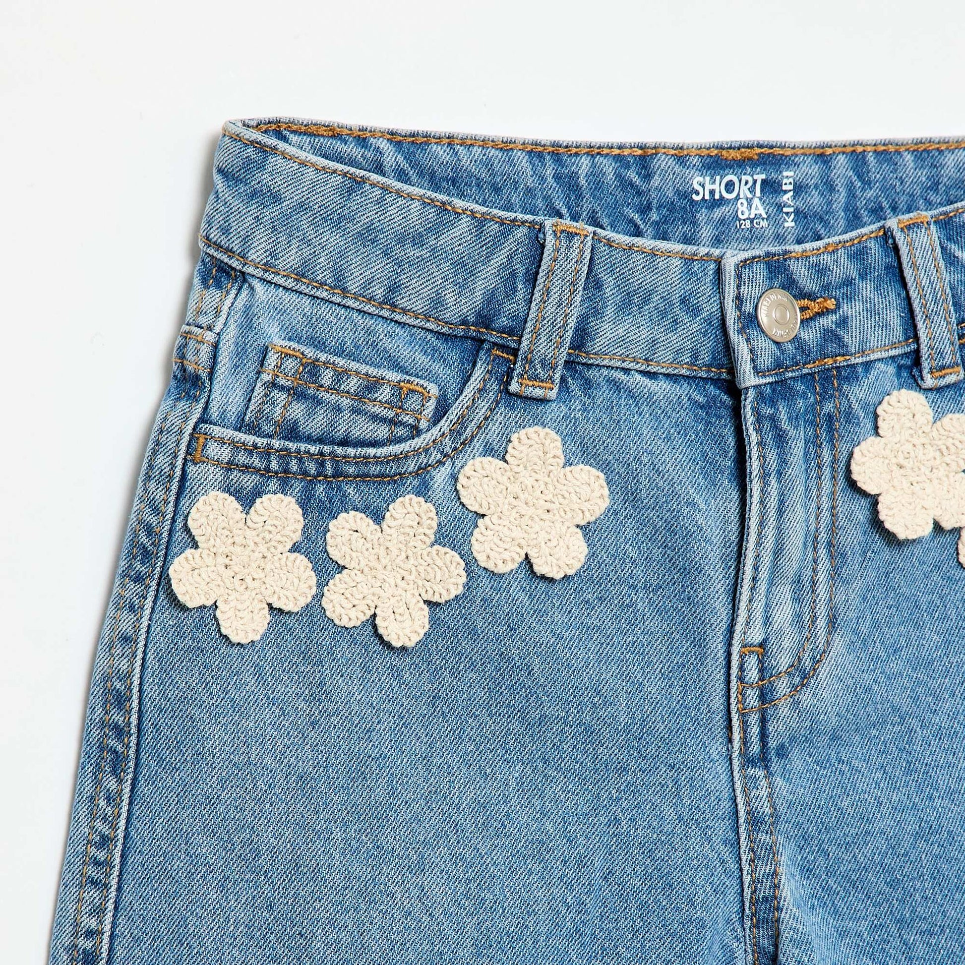 Denim shorts with embroidery BLUE
