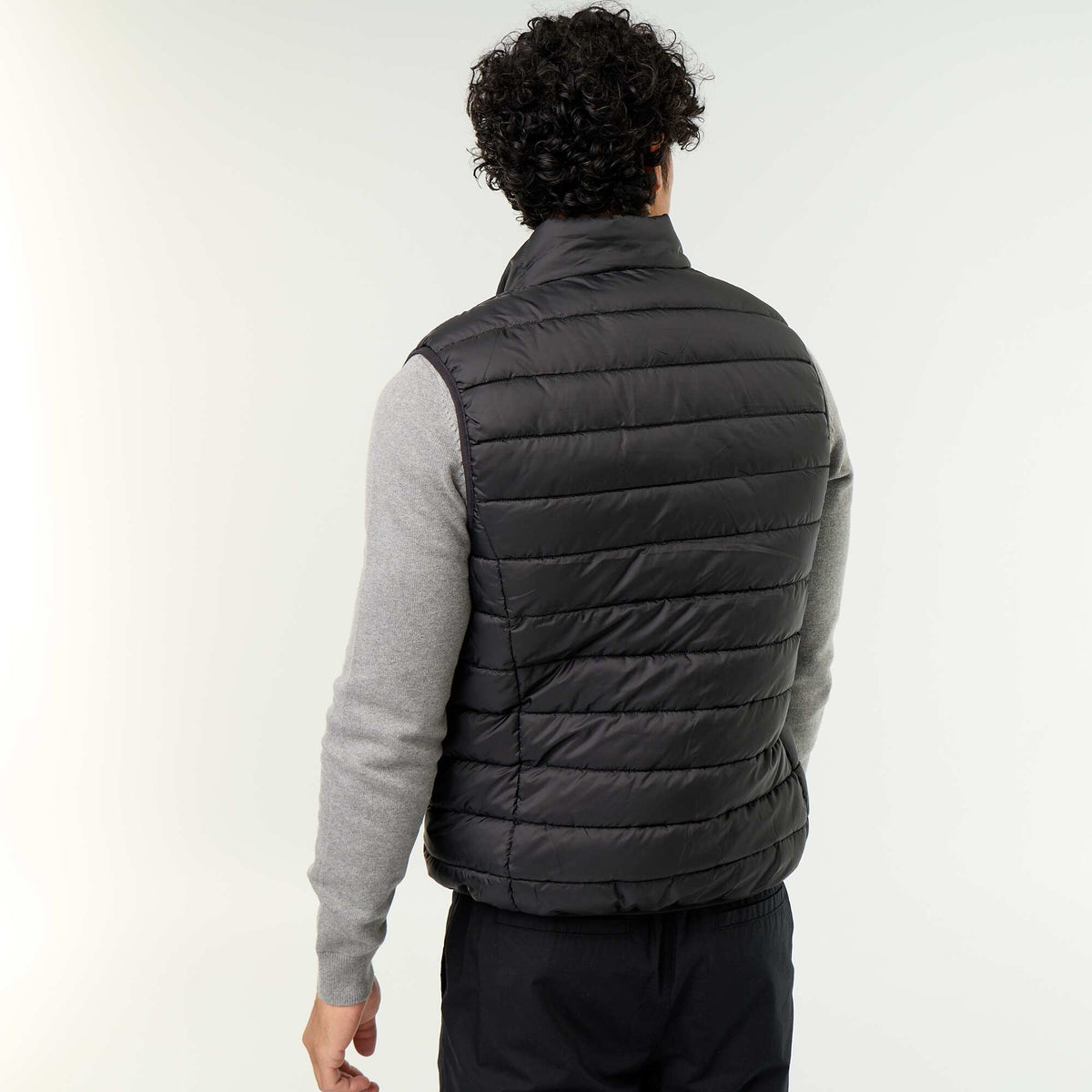 Sleeveless Water-Repellent Puffer Jacket BLACK