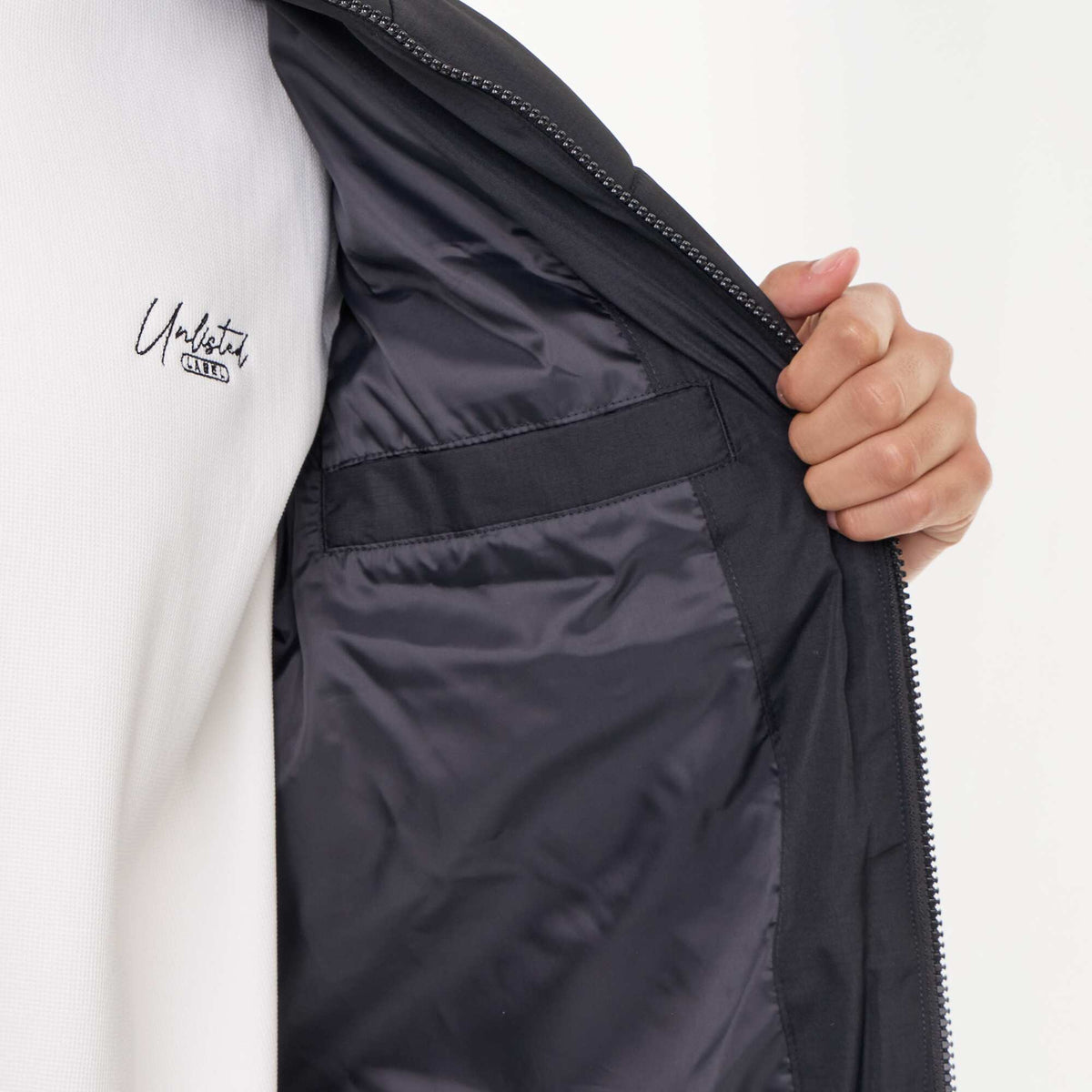 Lightweight sleeveless puffer jacket BLACK