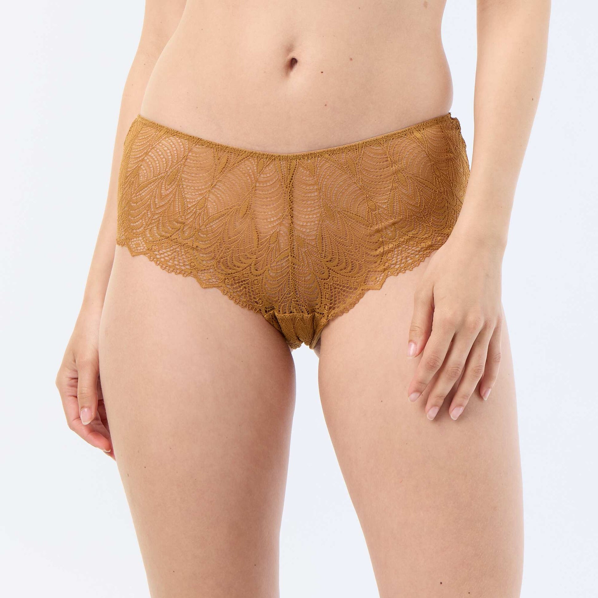 Lace Shorty YELLOW