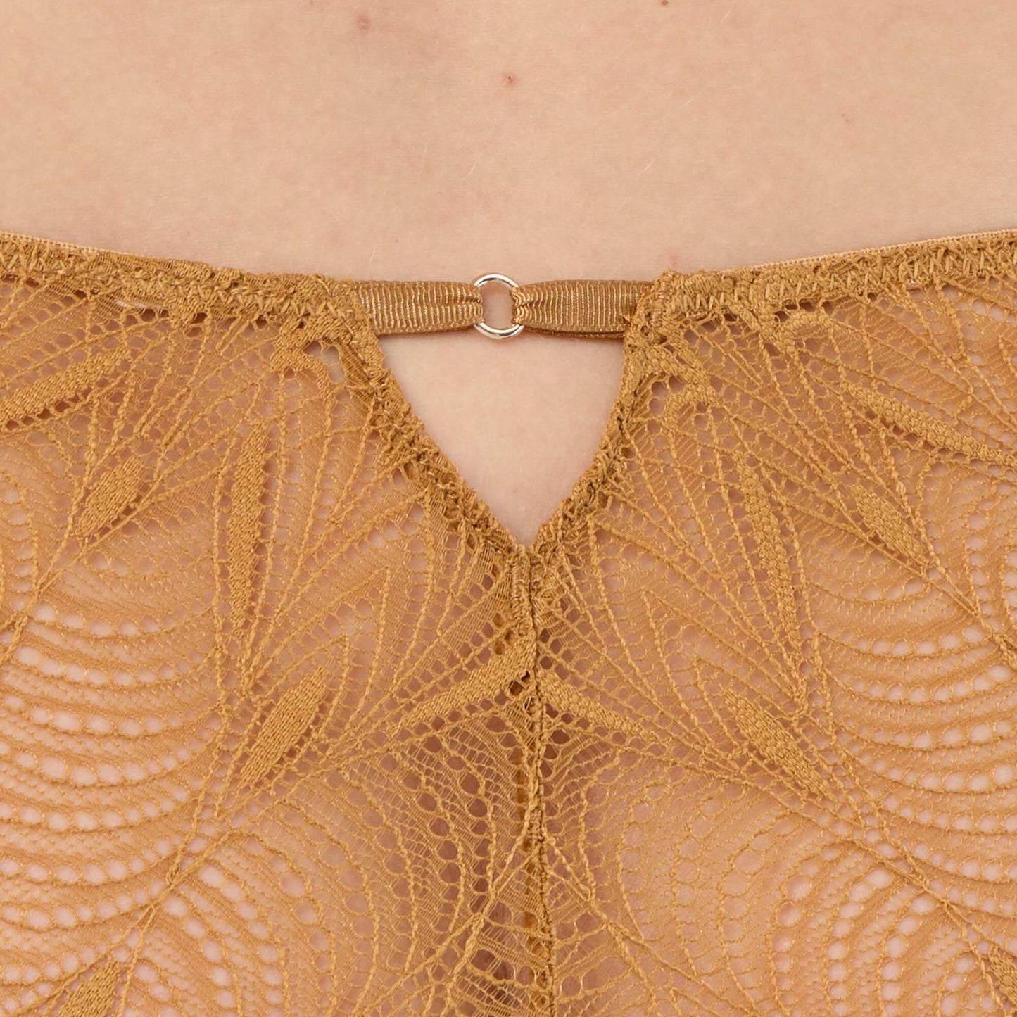 Lace Shorty YELLOW