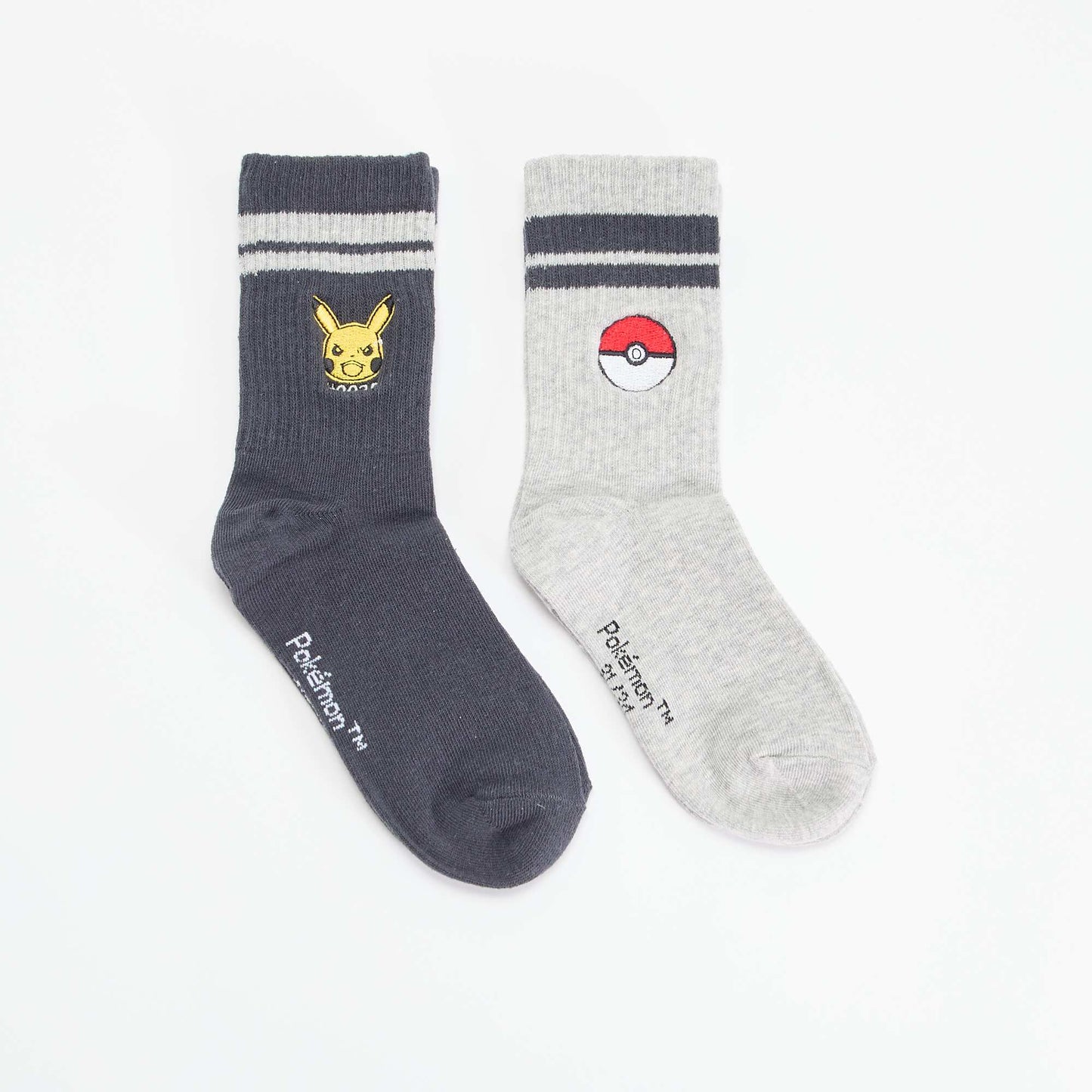 2-Pack \'Pokémon\' \'Pikachu\' and \'Pokéball\' Novelty Socks BLACK