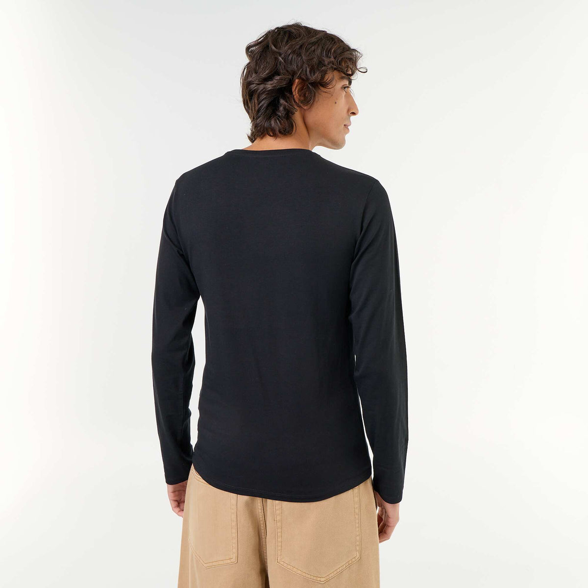 Plain Long-Sleeved T-Shirt BLACK