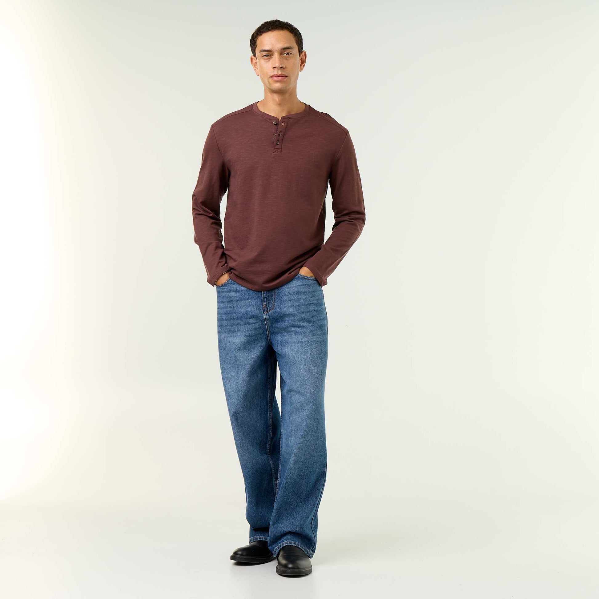 Men's Long-Sleeved Henley T-shirt BROWN