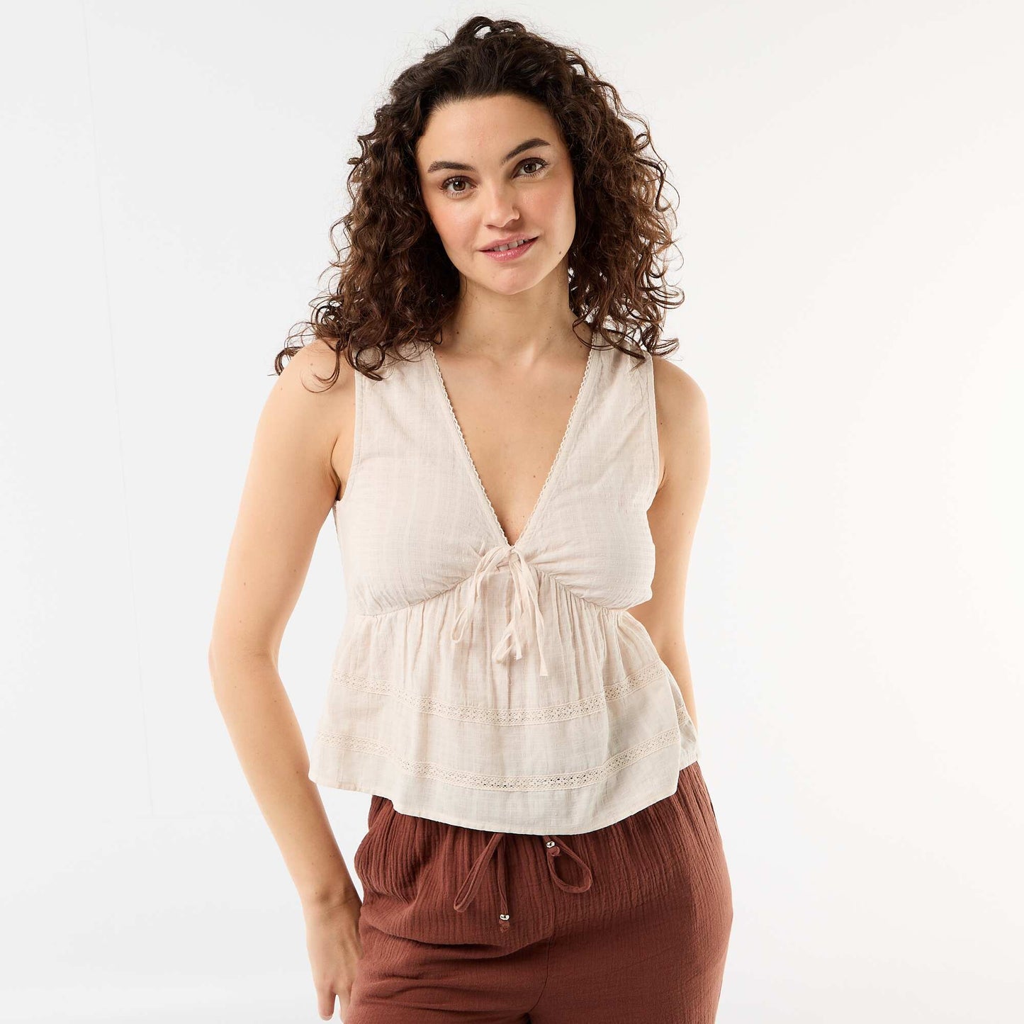 Openwork knit sleeveless top BEIGE