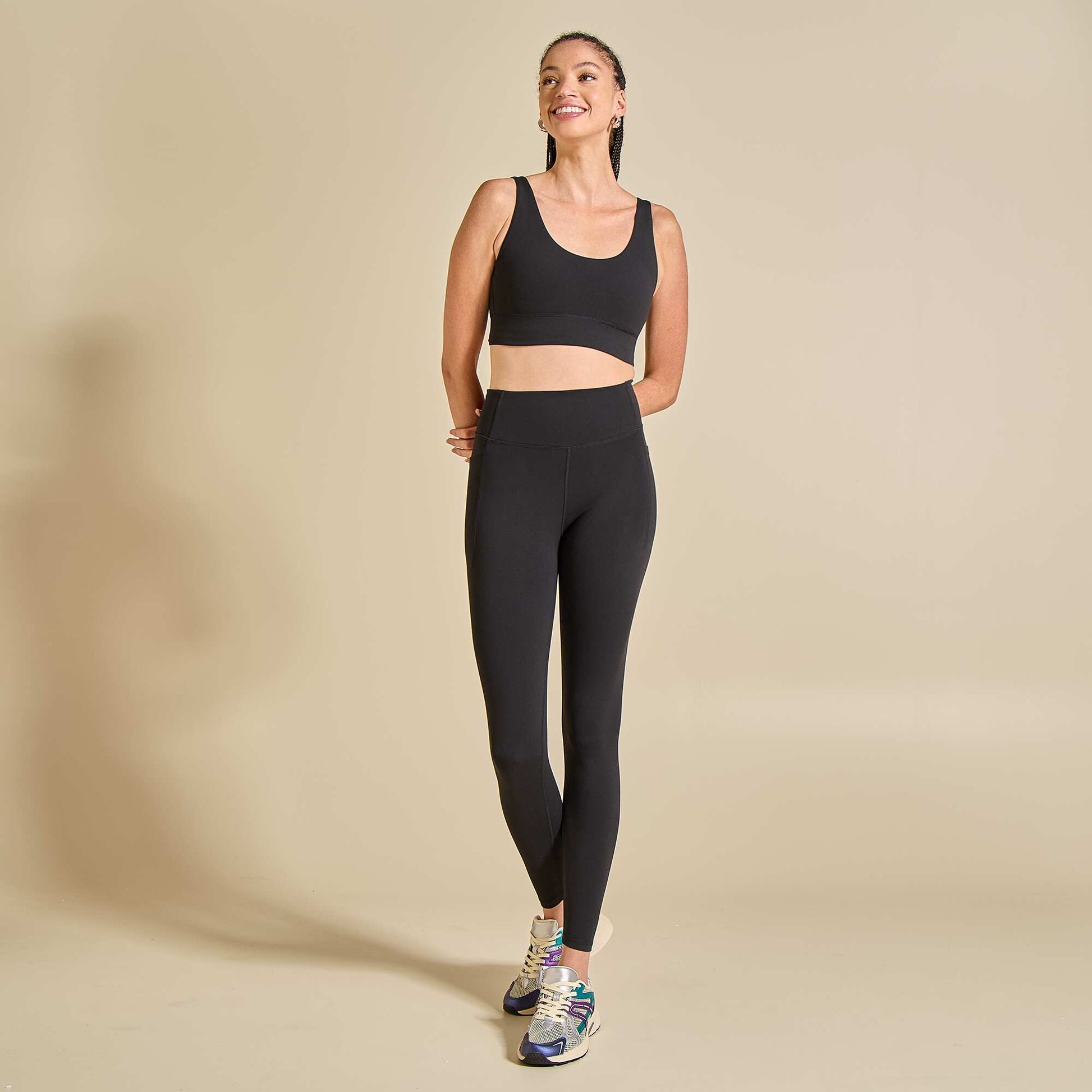 Sports leggings with pockets BLACK