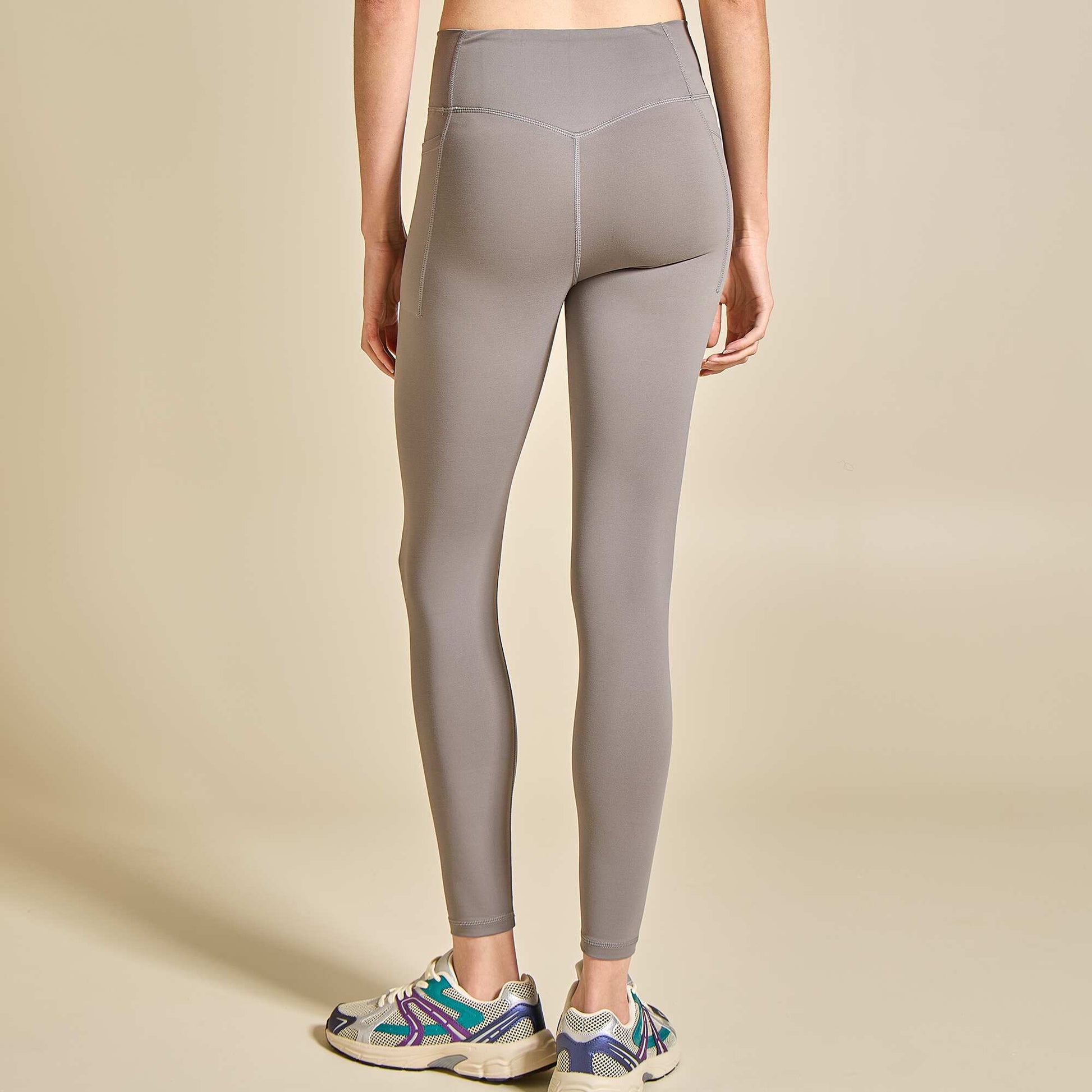 Sports leggings with pockets GREY