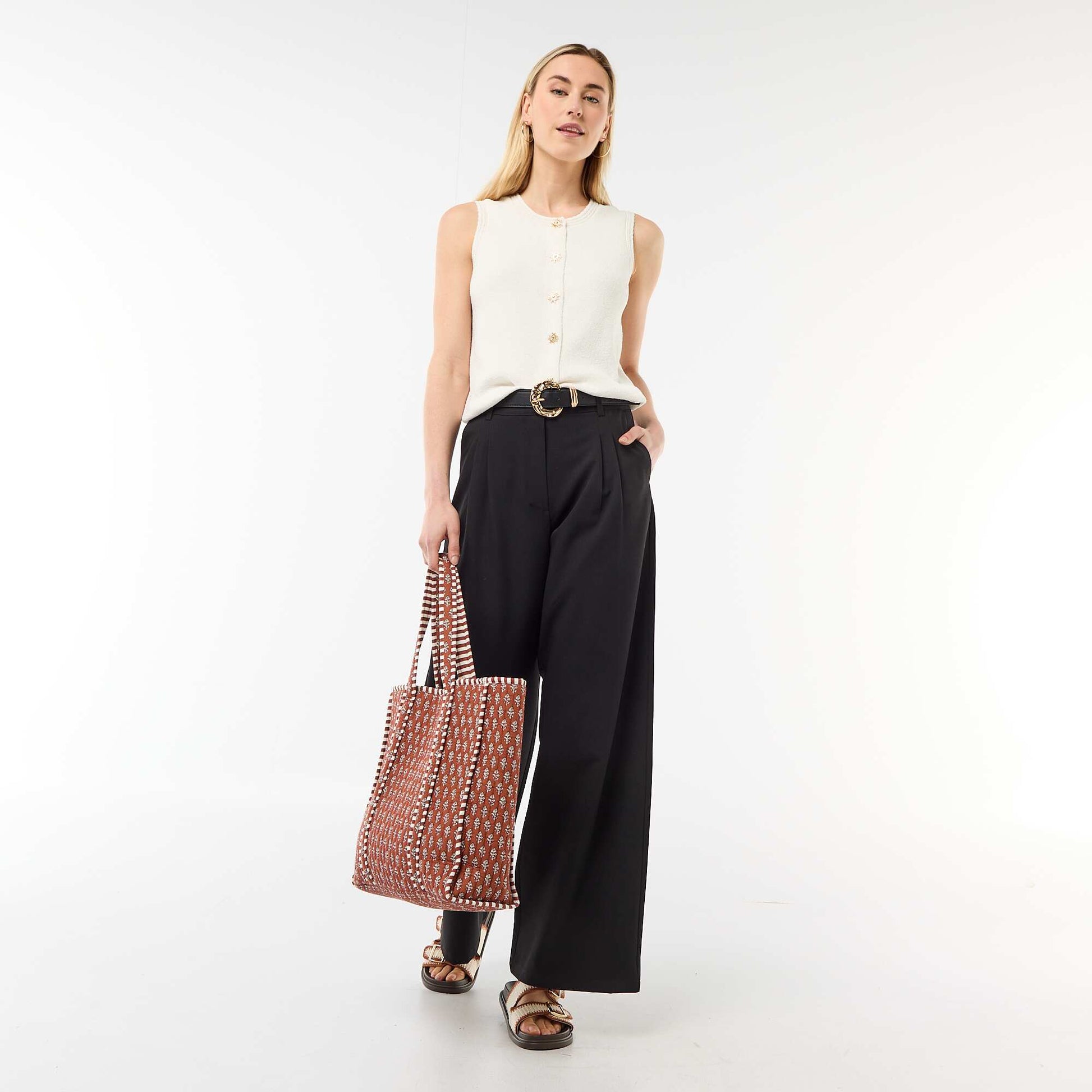 Sleeveless Top with Gold Buttons BEIGE