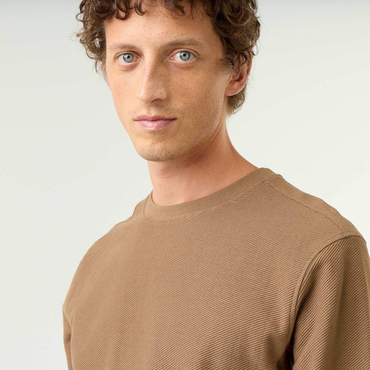 Ribbed Fine-Gauge Knit Sweater BROWN