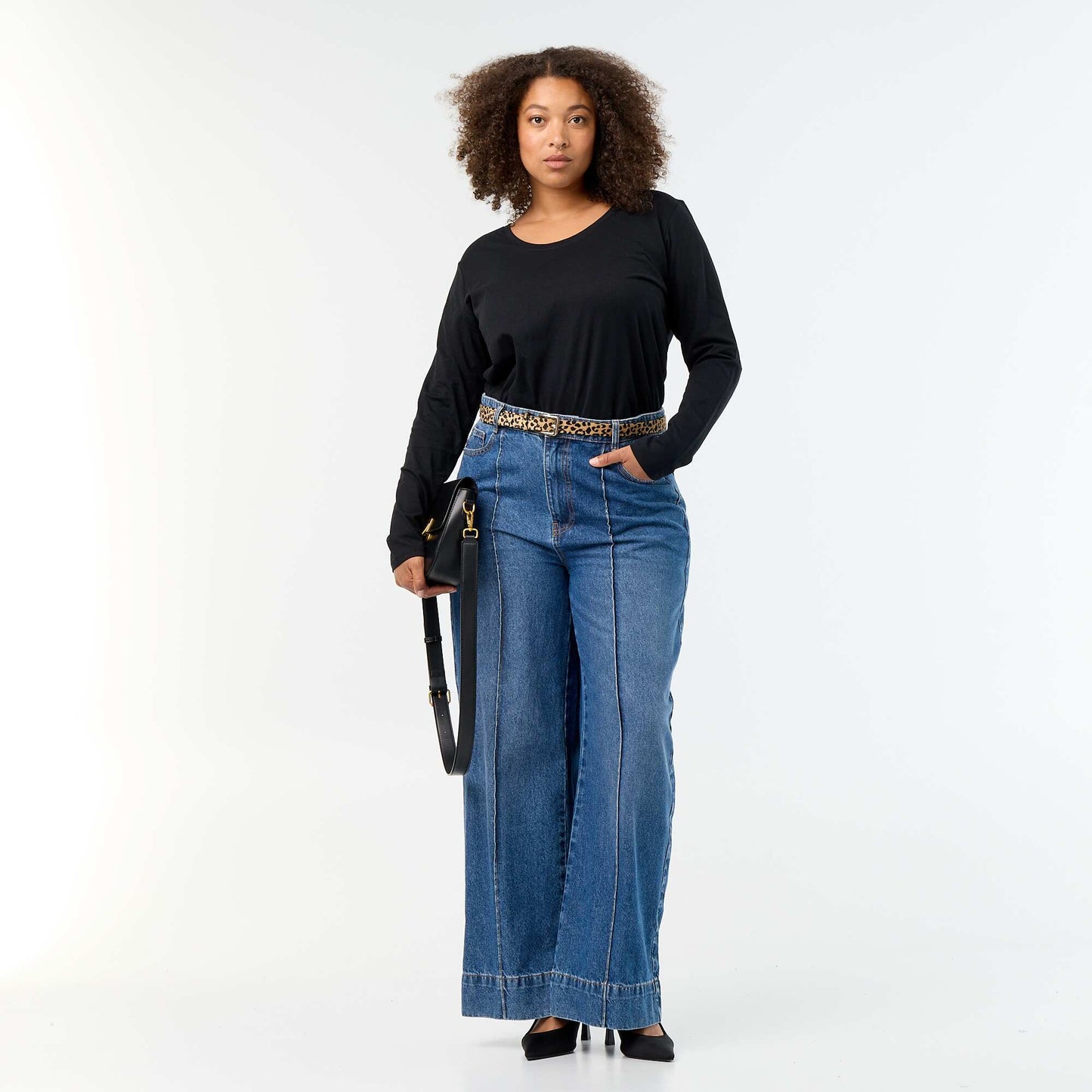 Long-sleeved round neck t-shirt BLACK
