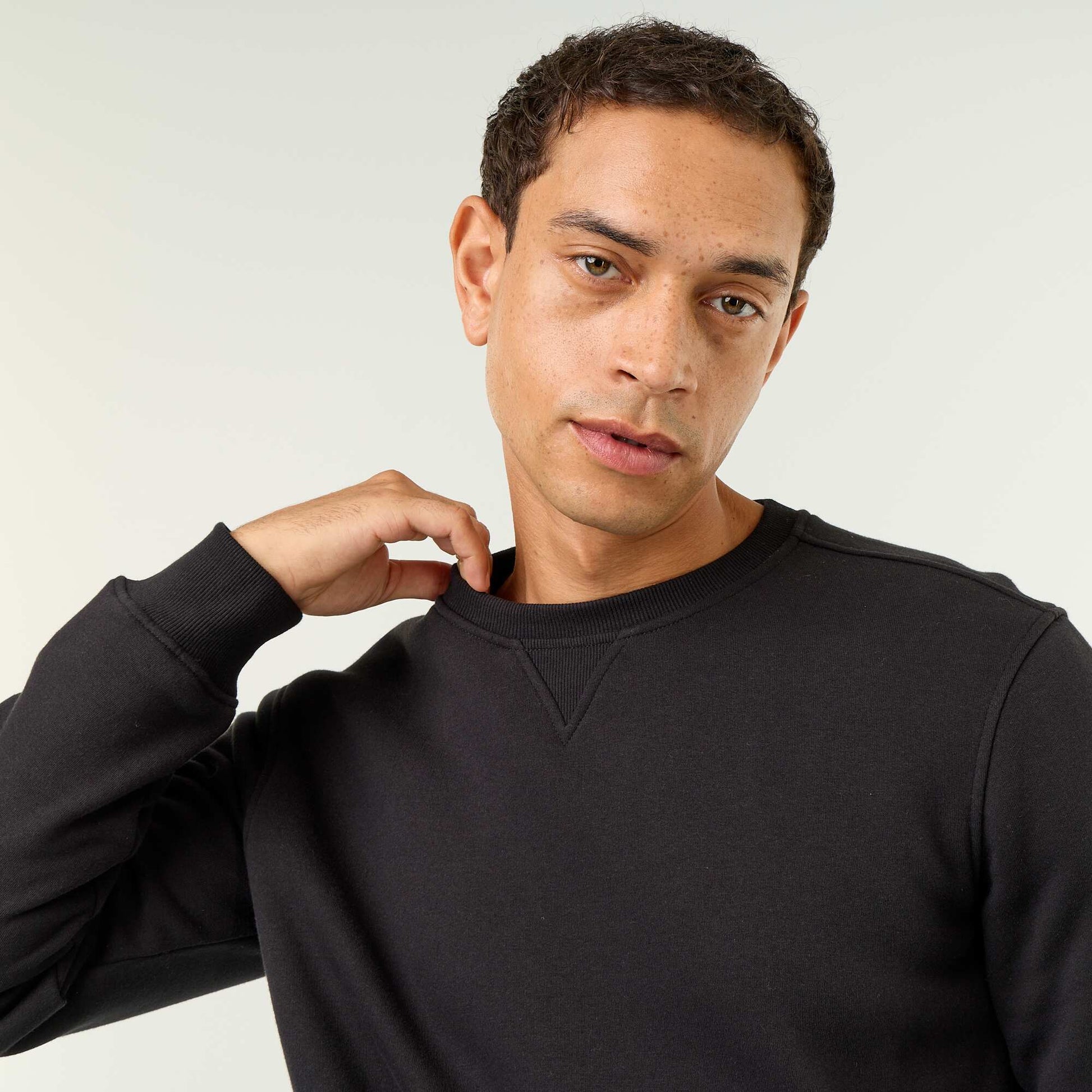 Plain Brushed Fleece Sweatshirt BLACK