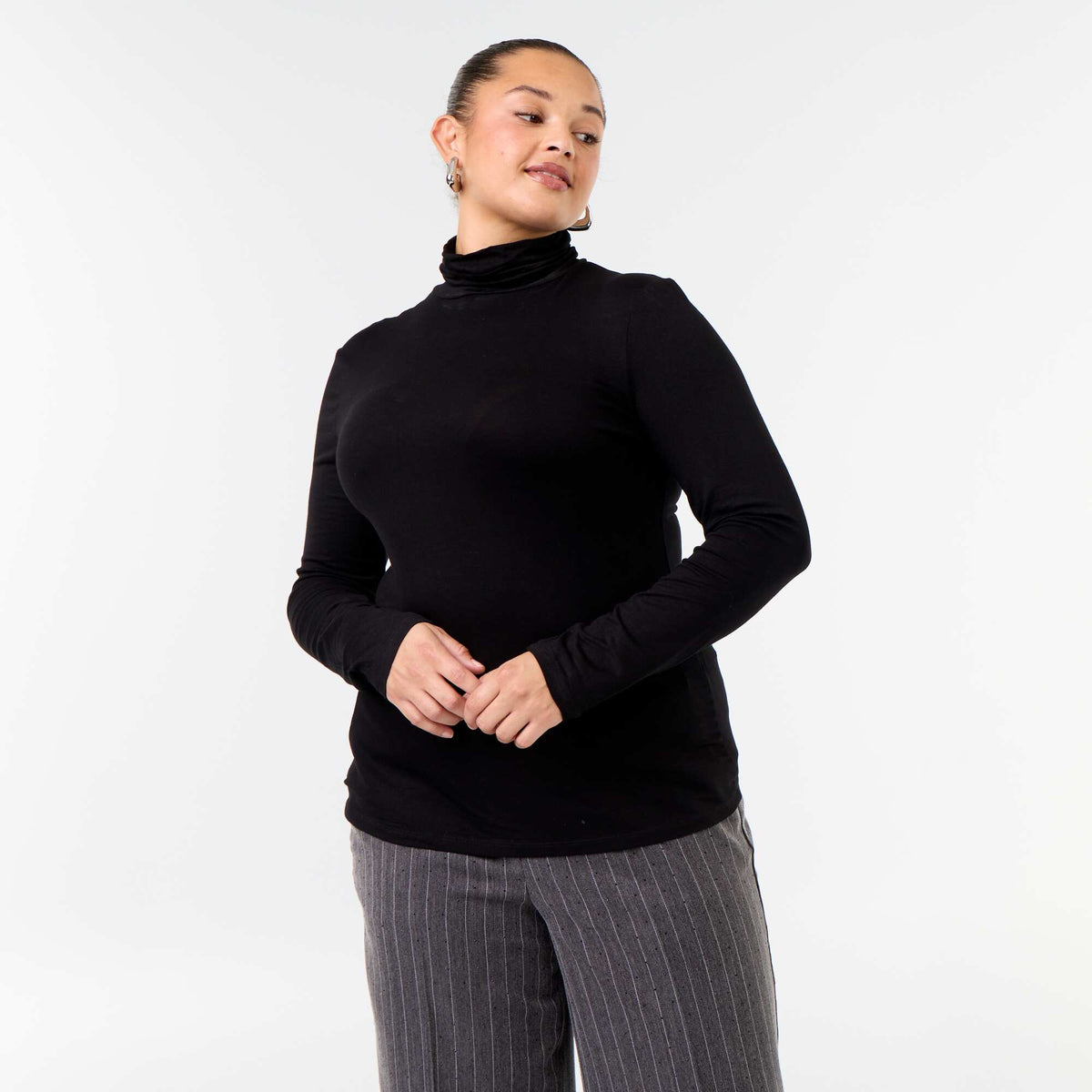 Solid Color Turtleneck BLACK