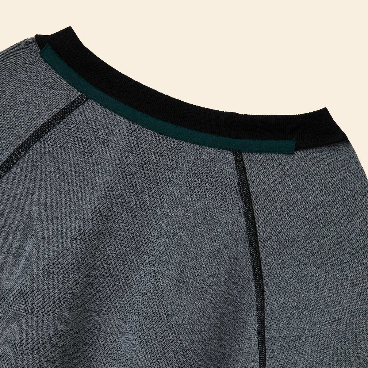 Long-sleeved sports t-shirt - ekstract BLACK