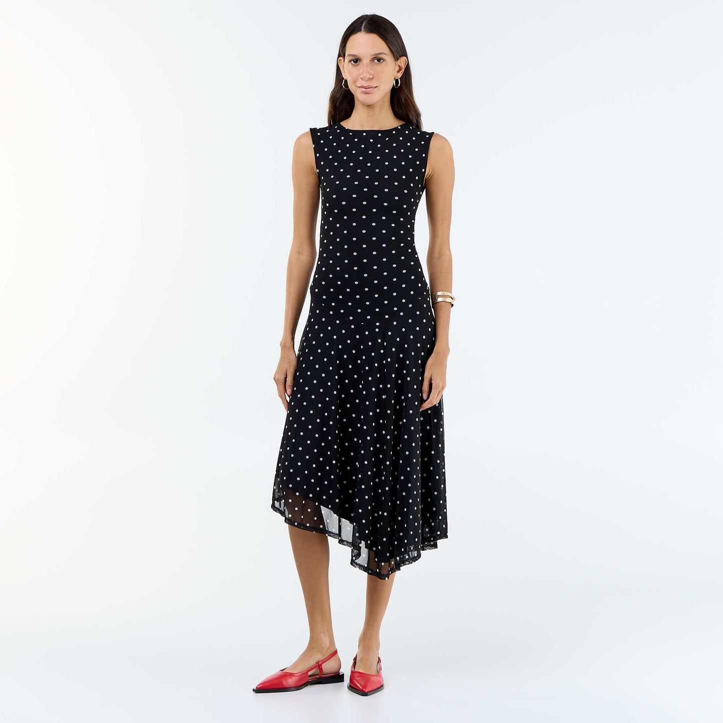 Sleeveless long dress with asymmetric hem BLACK