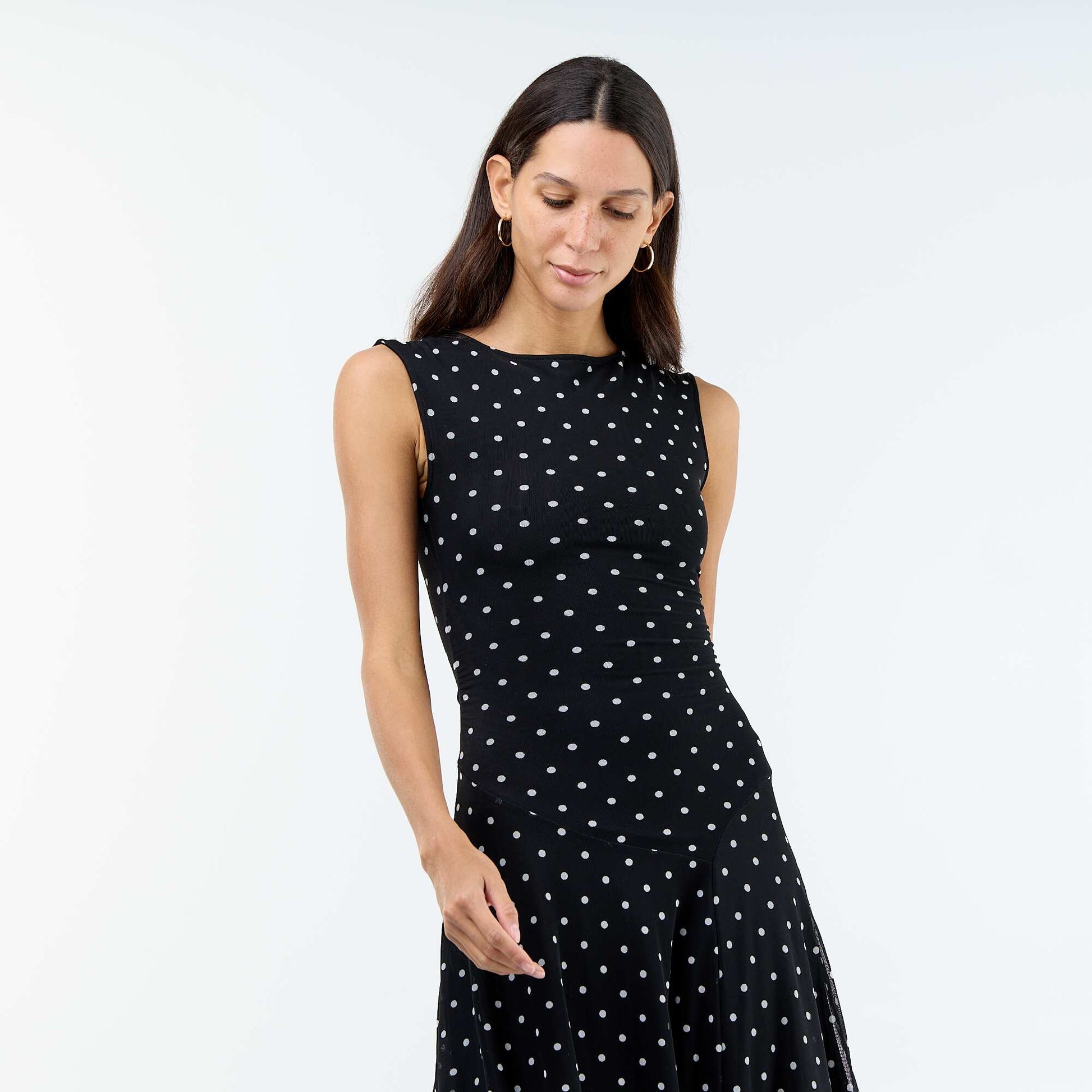 Sleeveless long dress with asymmetric hem BLACK