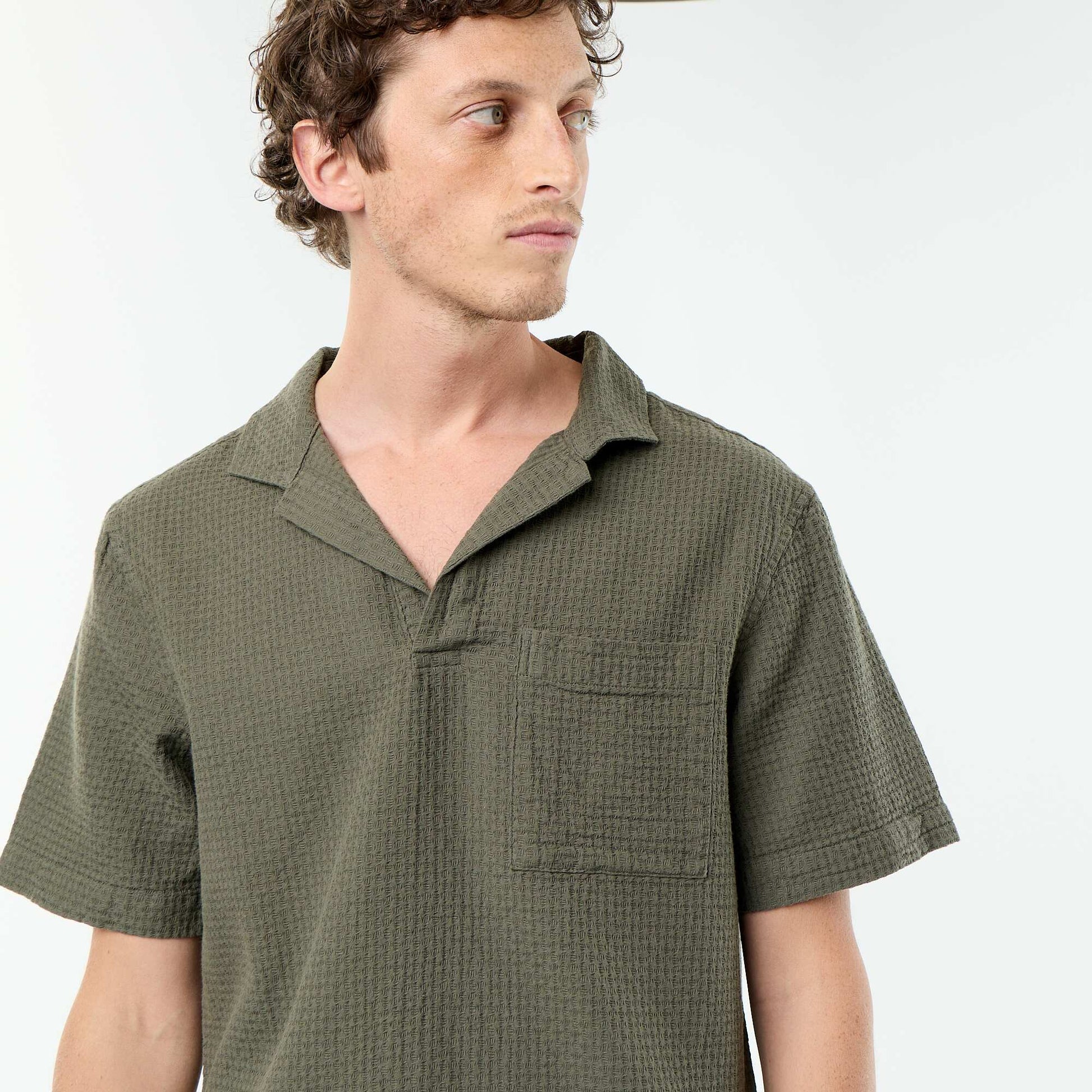 Short-sleeved shirt in fancy knit KHAKI