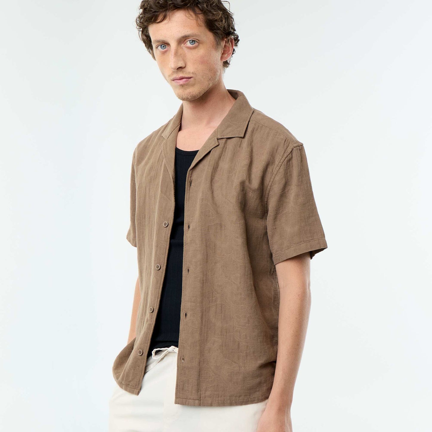 Textured Knit Short-Sleeved Shirt BROWN