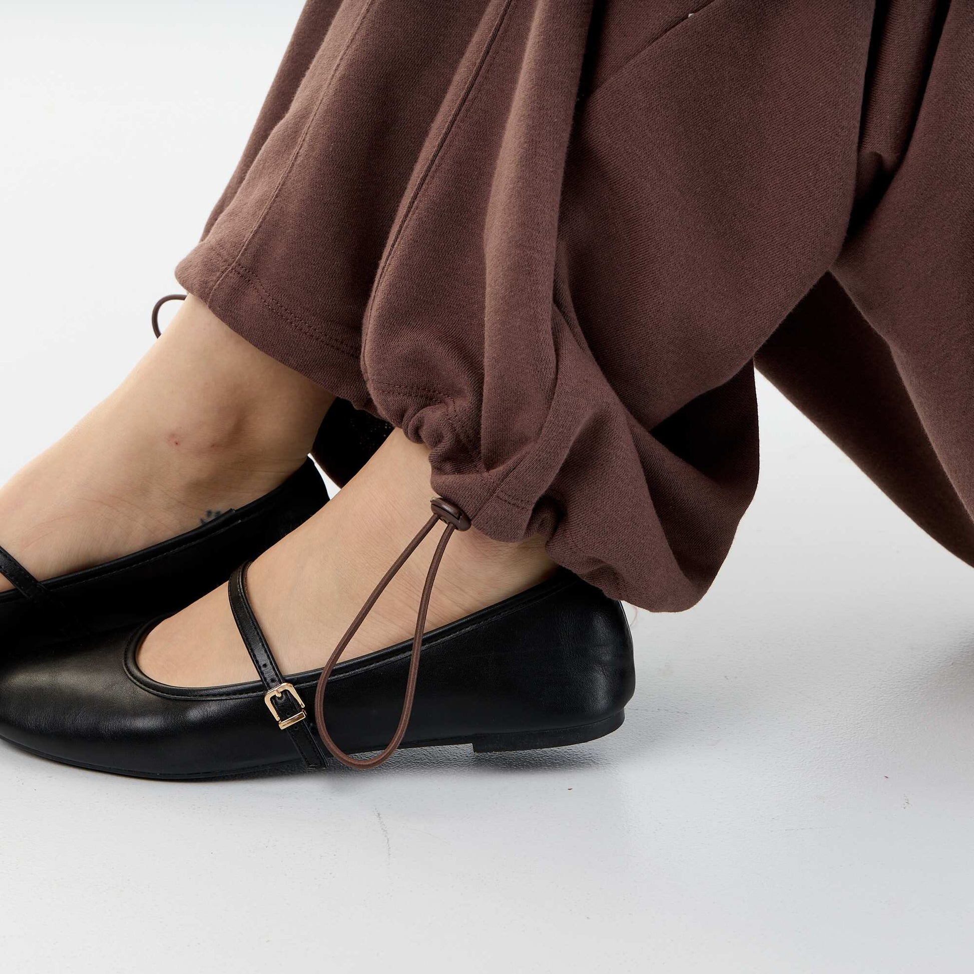 Wide sports joggers BROWN