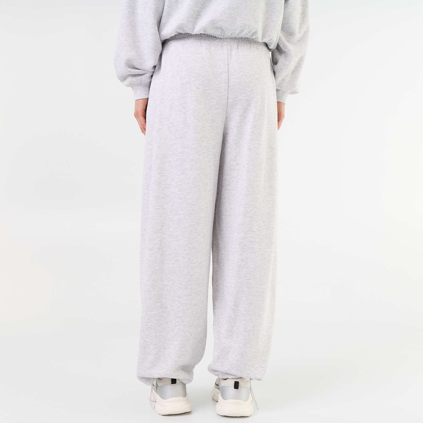 Wide sports joggers GREY