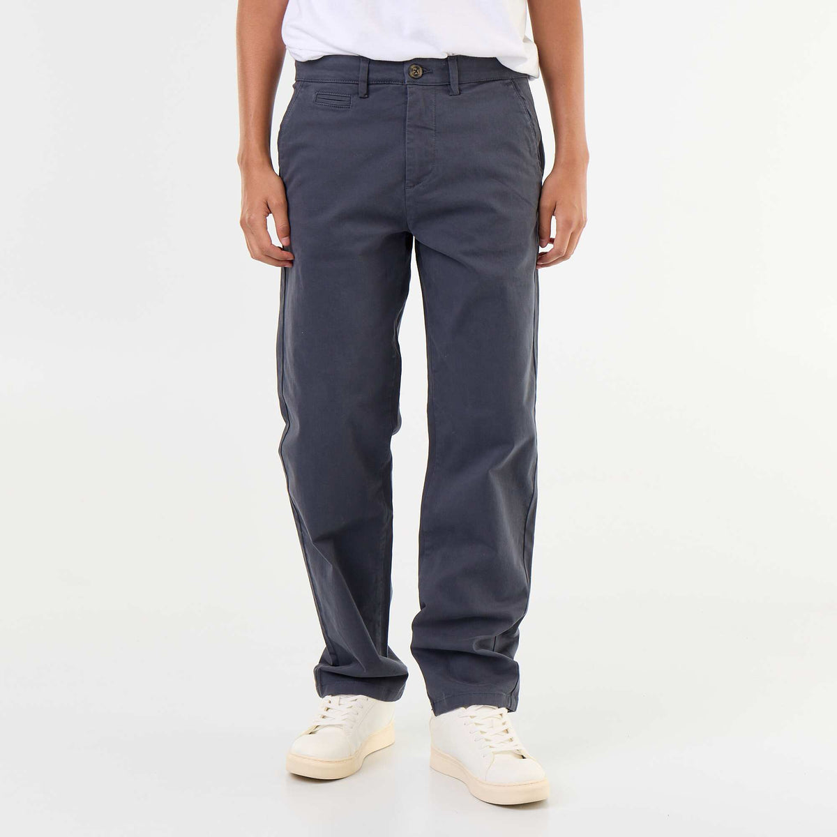 Standard-fit plain chino BLUE