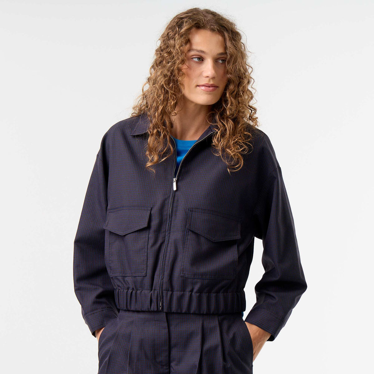 Fluid Jacket with Zip Opening BLUE