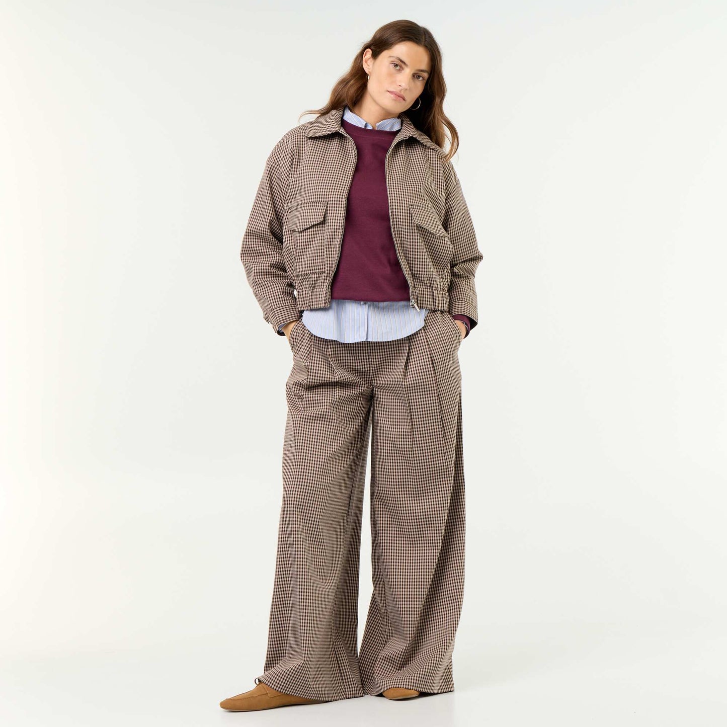 Fluid Jacket with Zip Opening BROWN
