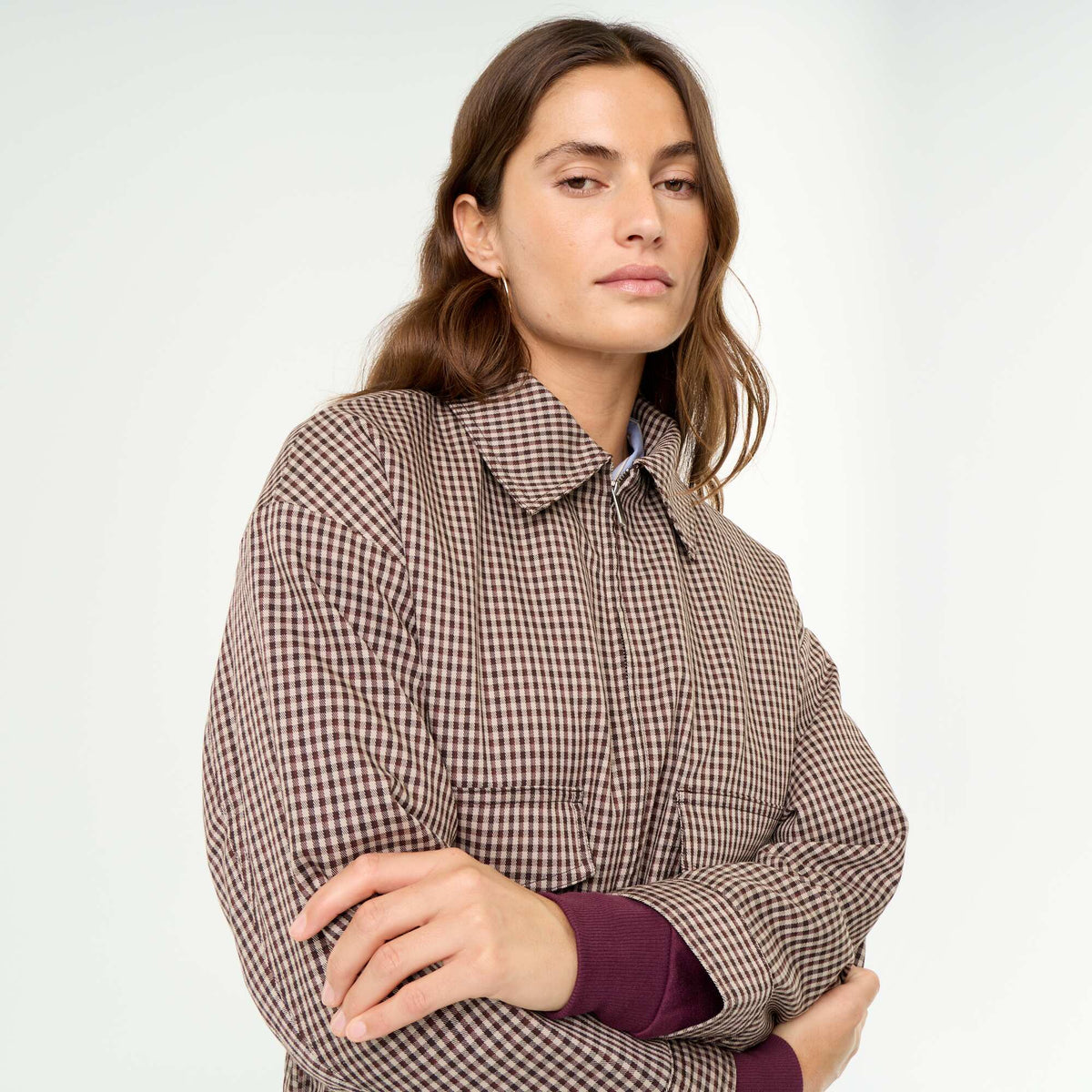 Fluid Jacket with Zip Opening BROWN