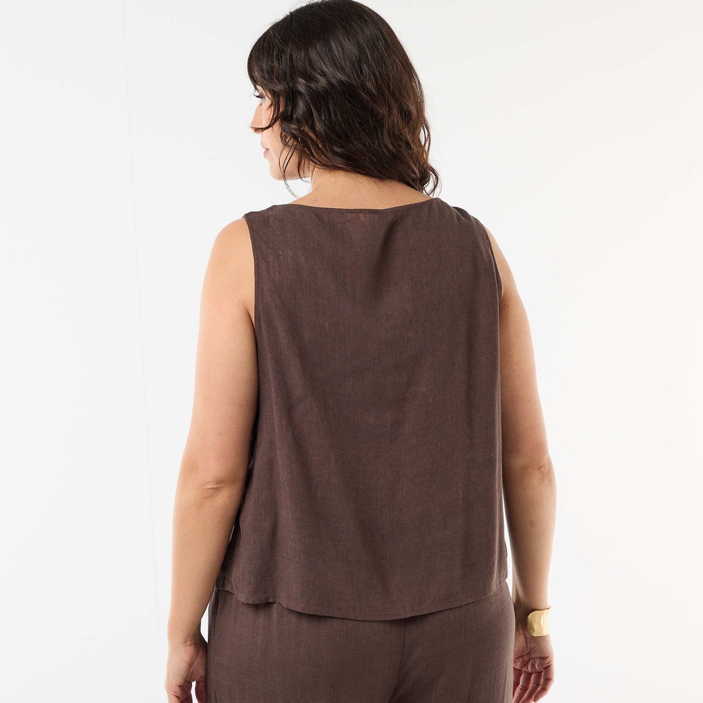 Fluid linen blend top with gold embellishments BROWN