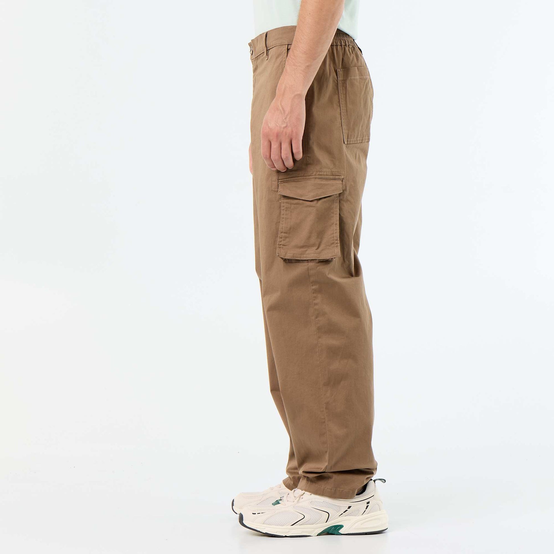 Regular Fit Multi-Pocket Trousers BROWN