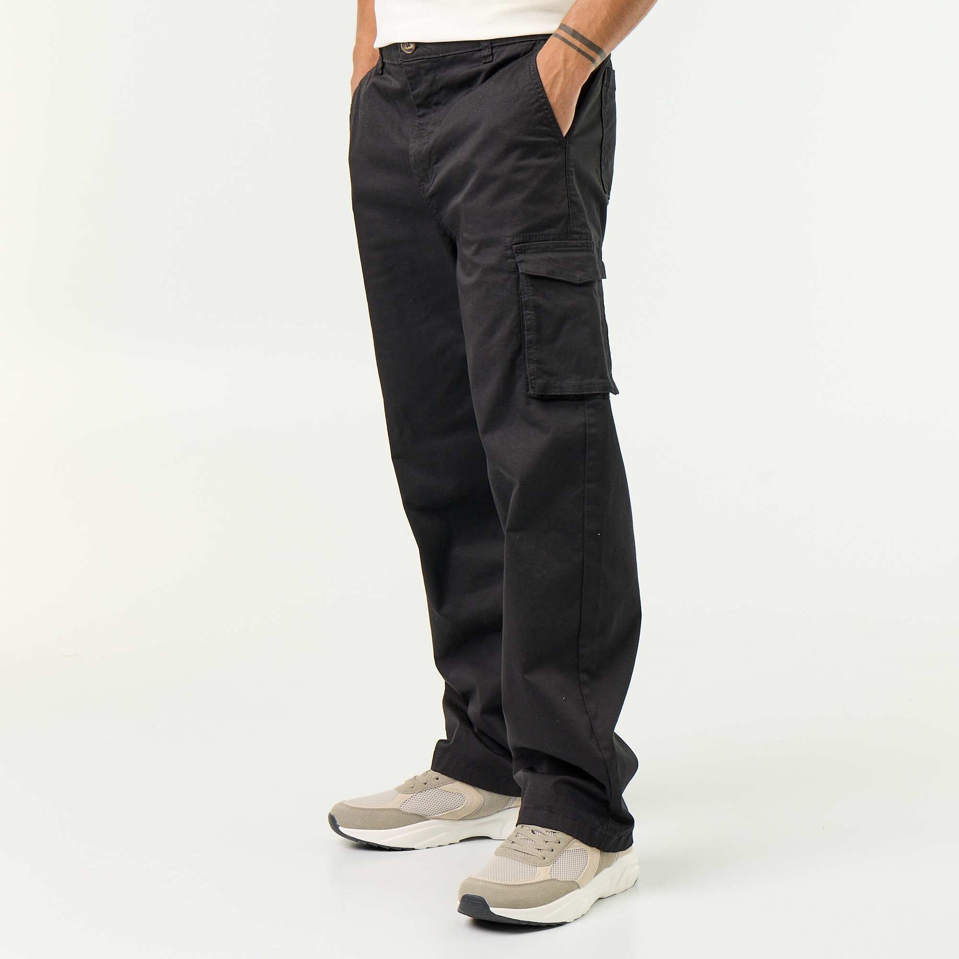 Regular Fit Multi-Pocket Trousers BLACK