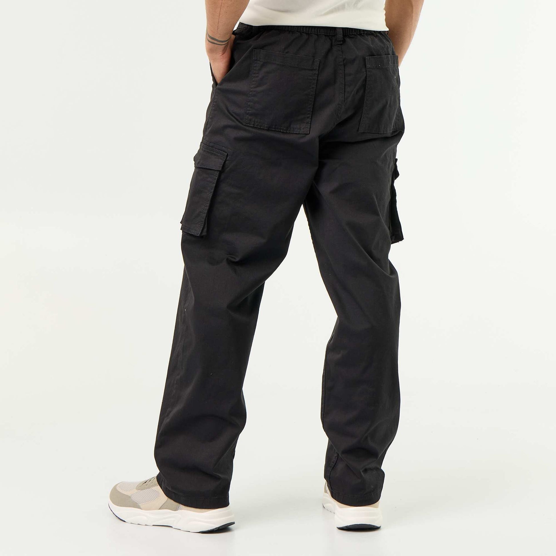 Regular Fit Multi-Pocket Trousers BLACK