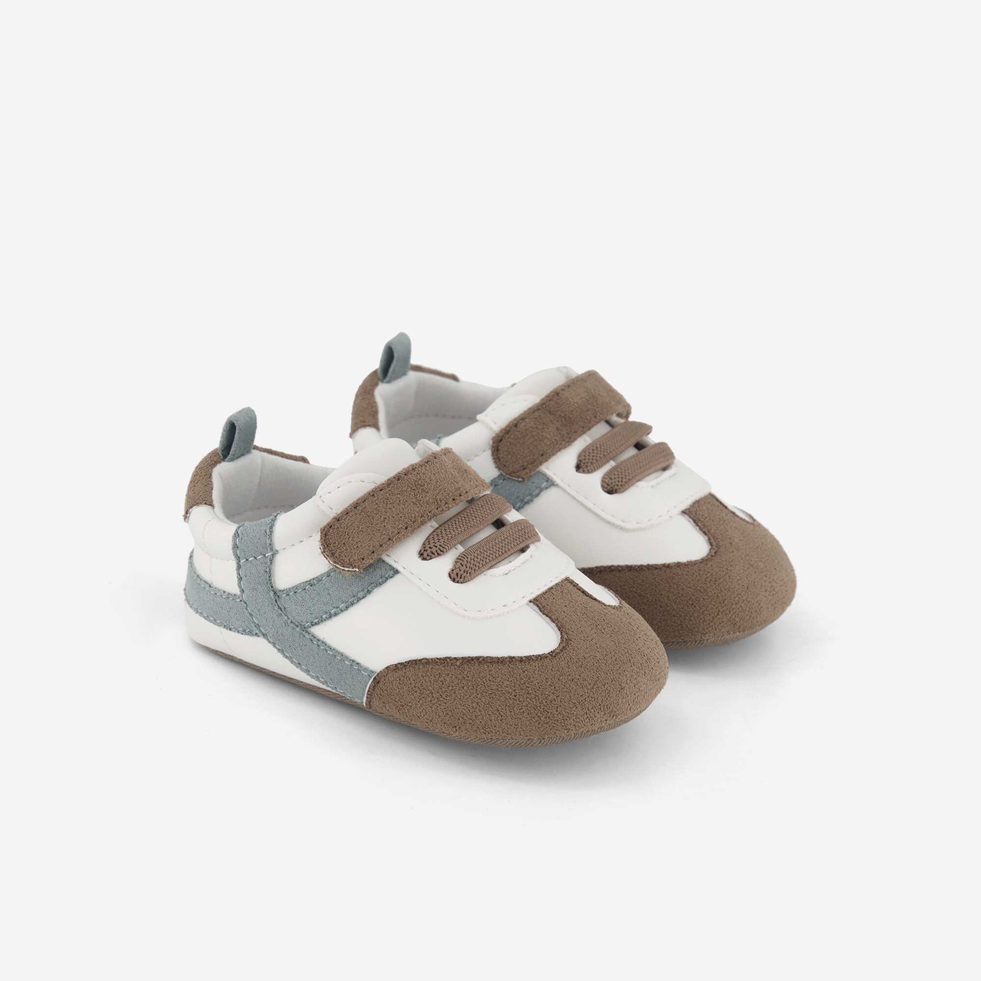Low-top sneakers with hook-and-loop and lace fastening BROWN