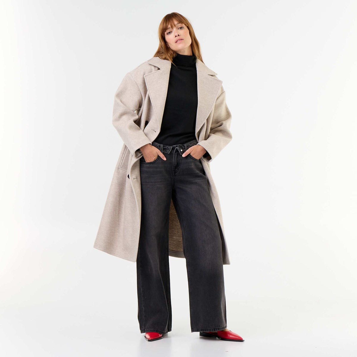 Fine Gauge Turtleneck Sweater BLACK