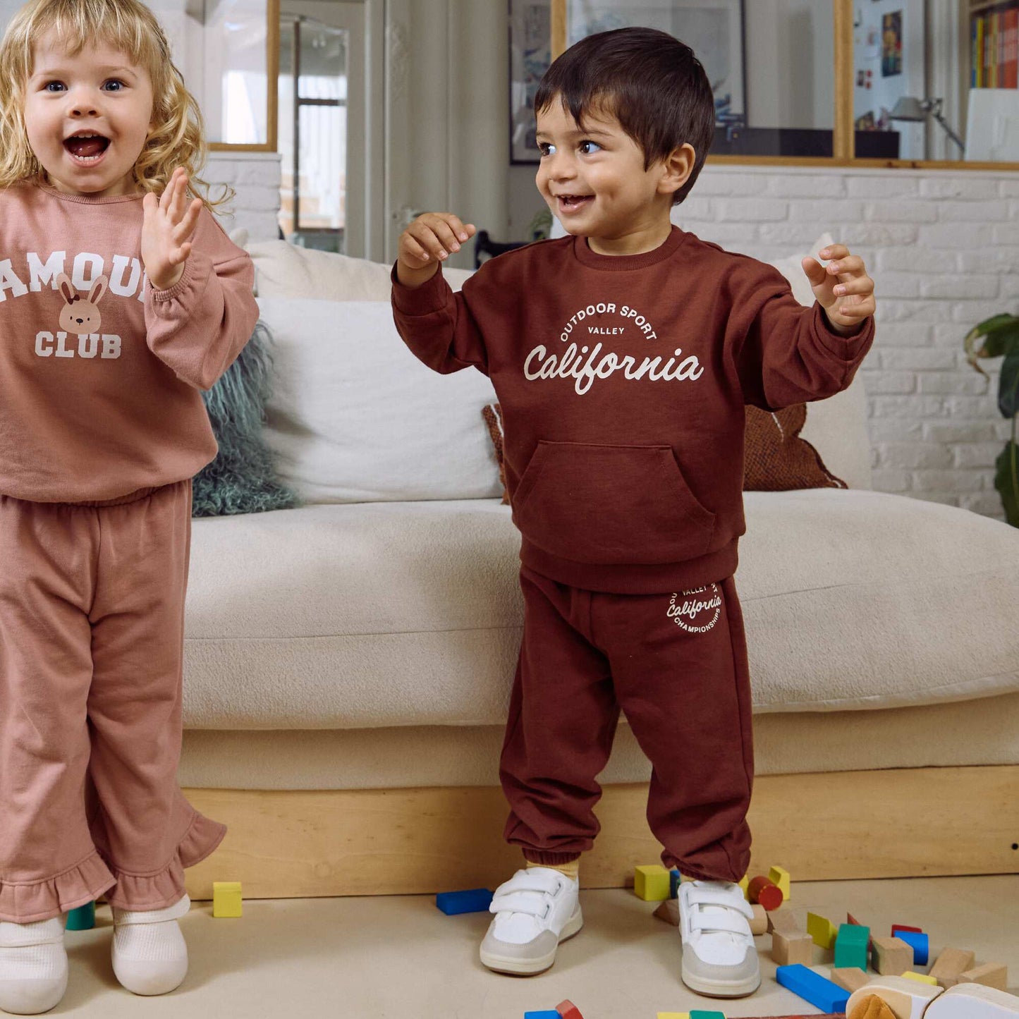 2-piece set - sweatshirt + jogging bottoms RED