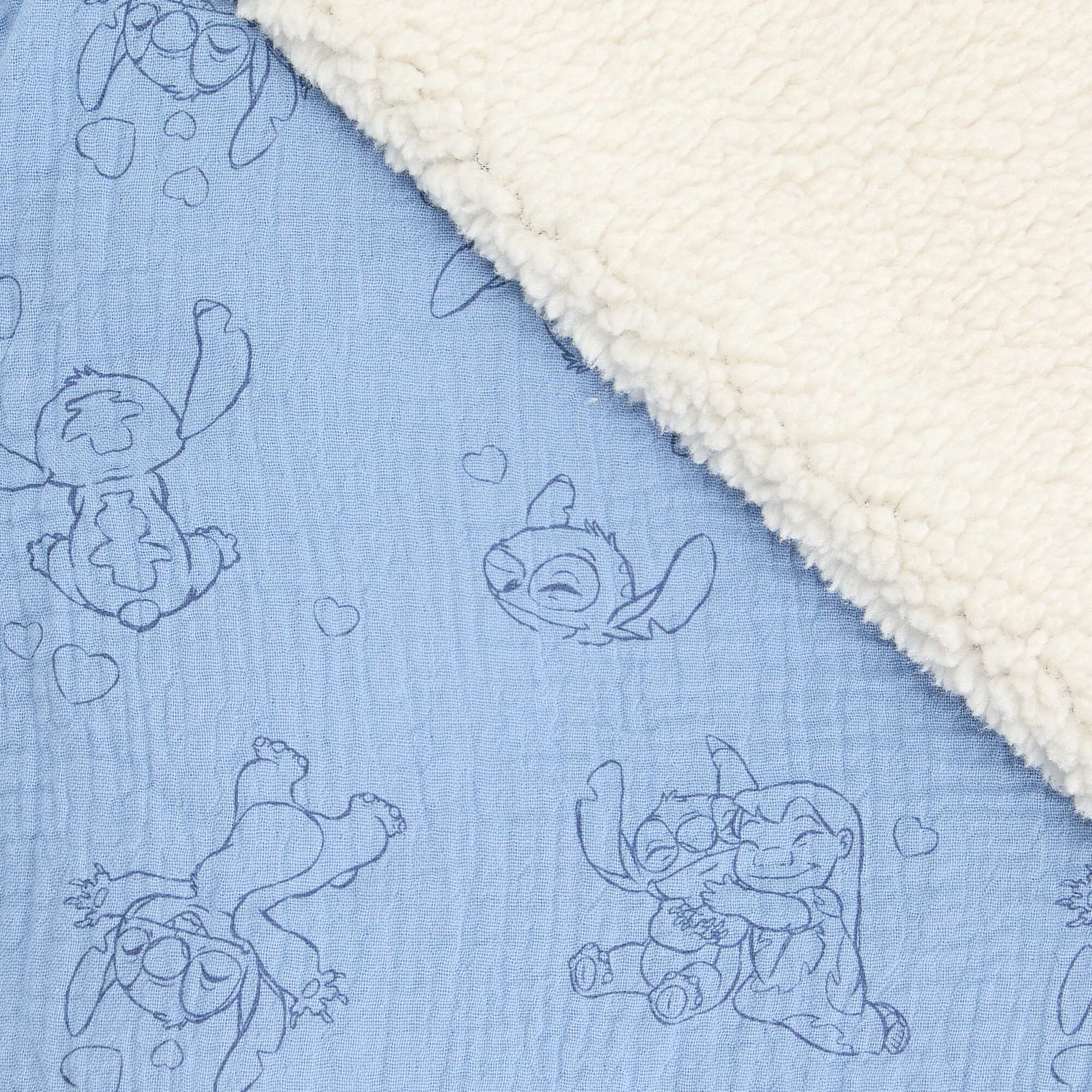 Disney 'Stitch' Blanket BLUE