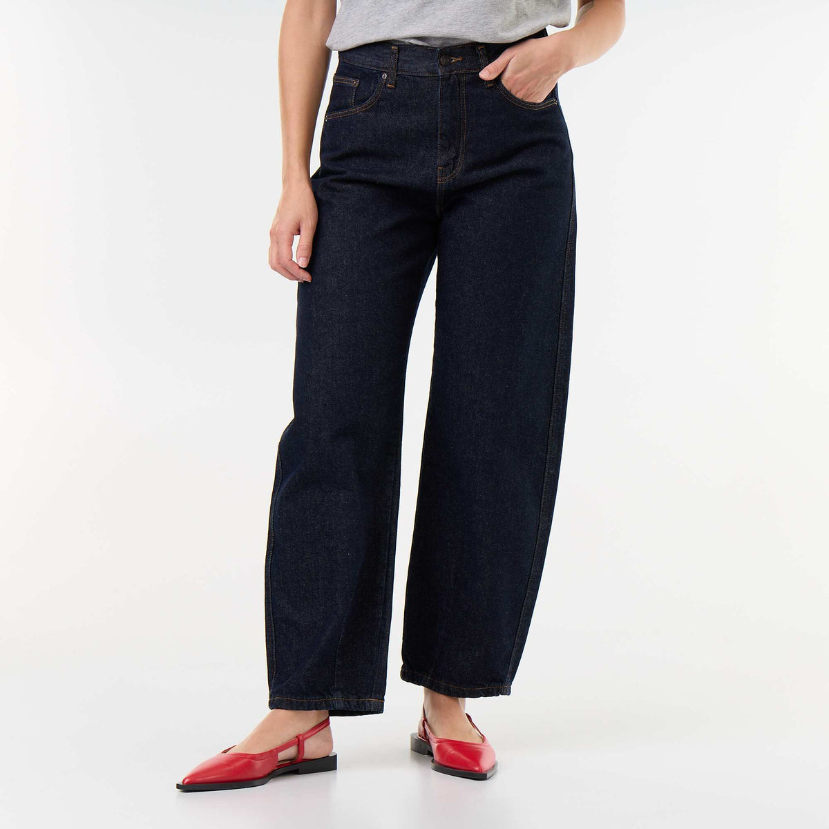 Wide barrel-leg denim pants BLUE