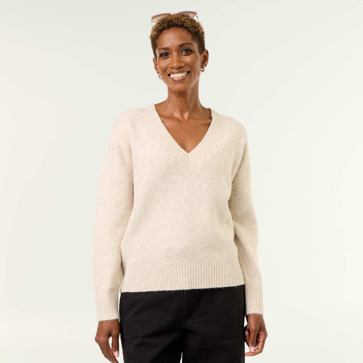 Large Ribbed V-Neck Sweater BEIGE