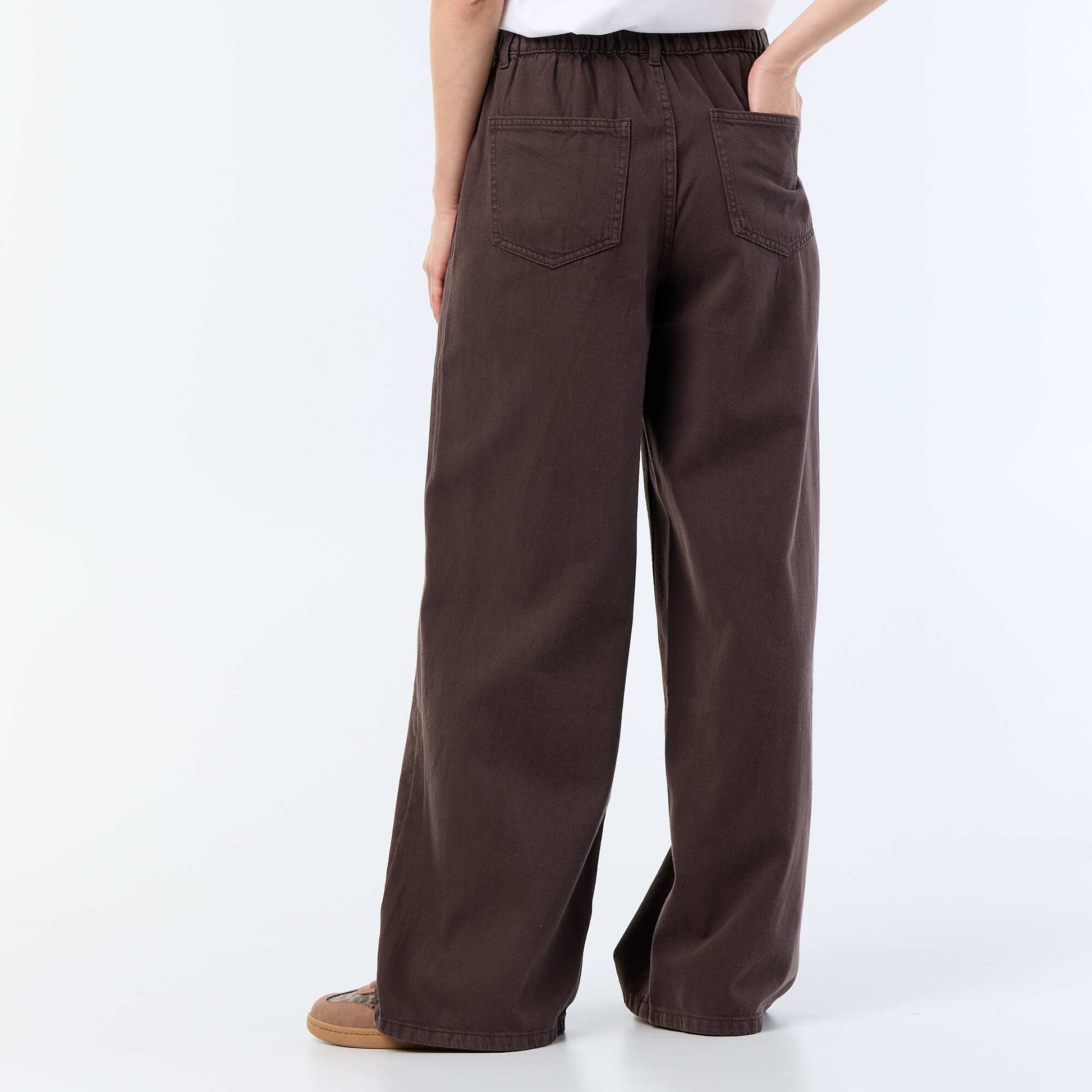 Wide-leg jeans with tie belt BROWN
