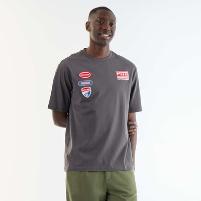 Solid short-sleeved T-shirt with sewn patches GREY