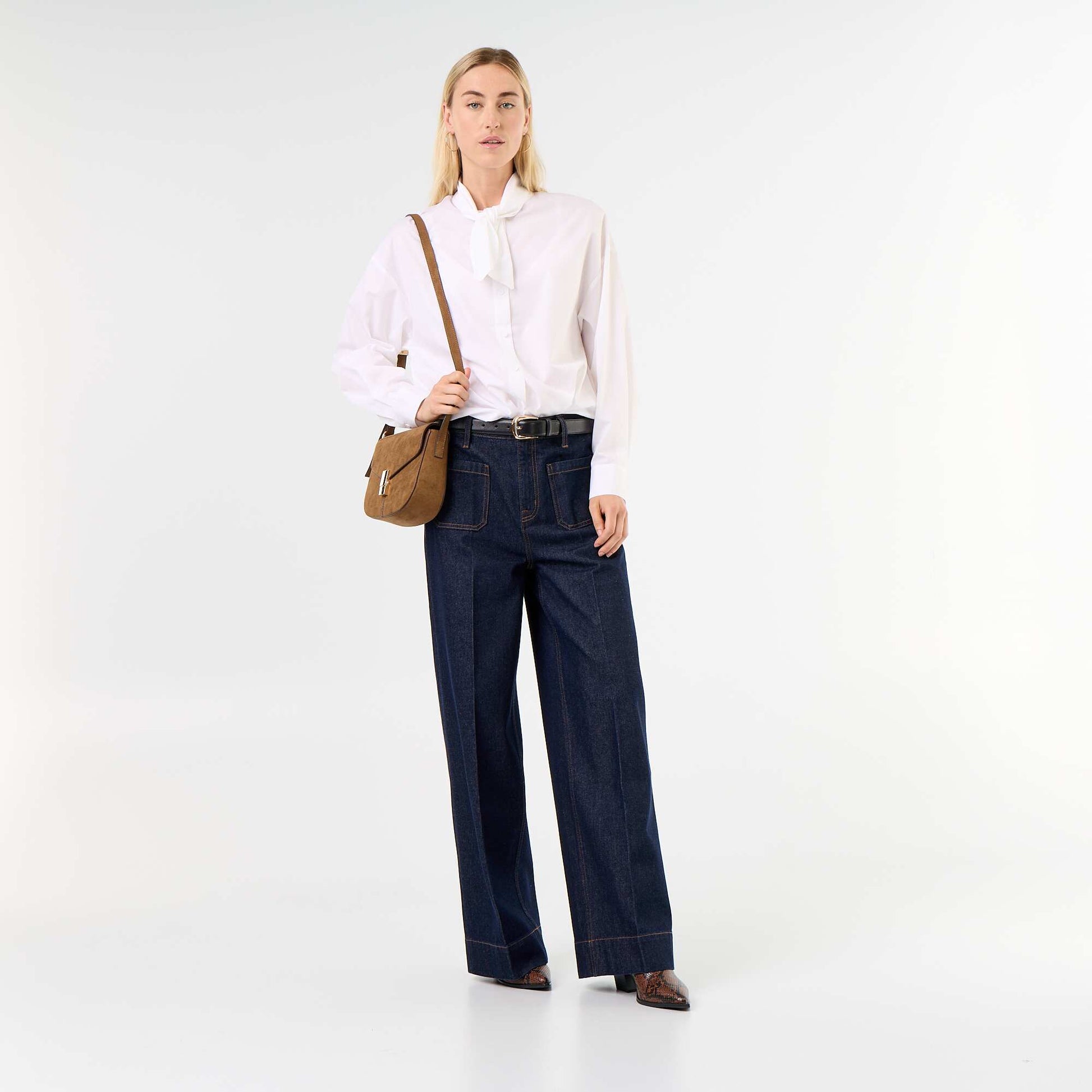 Loose long-sleeved shirt with pussy-bow collar WHITE