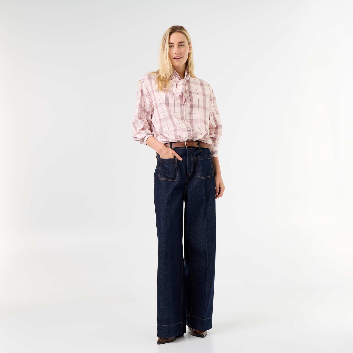 Loose Long-Sleeved Shirt with Pussy-Bow Collar PINK
