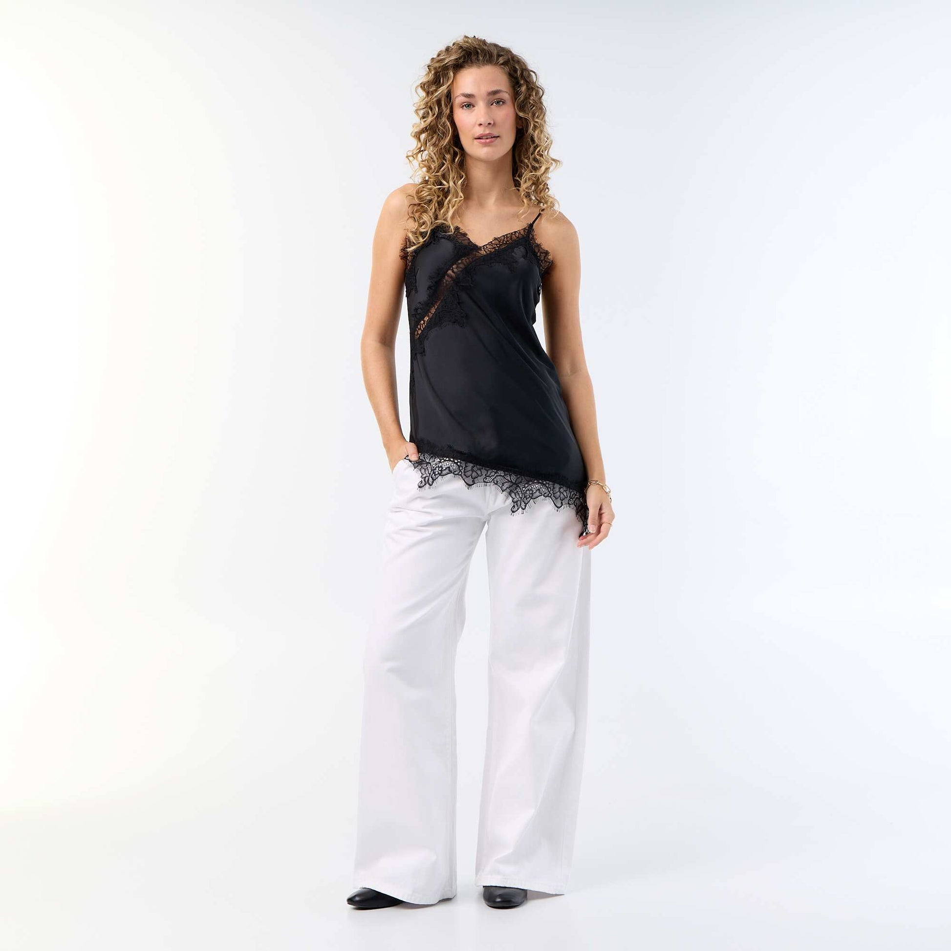Asymmetrical satin top with lace BLACK
