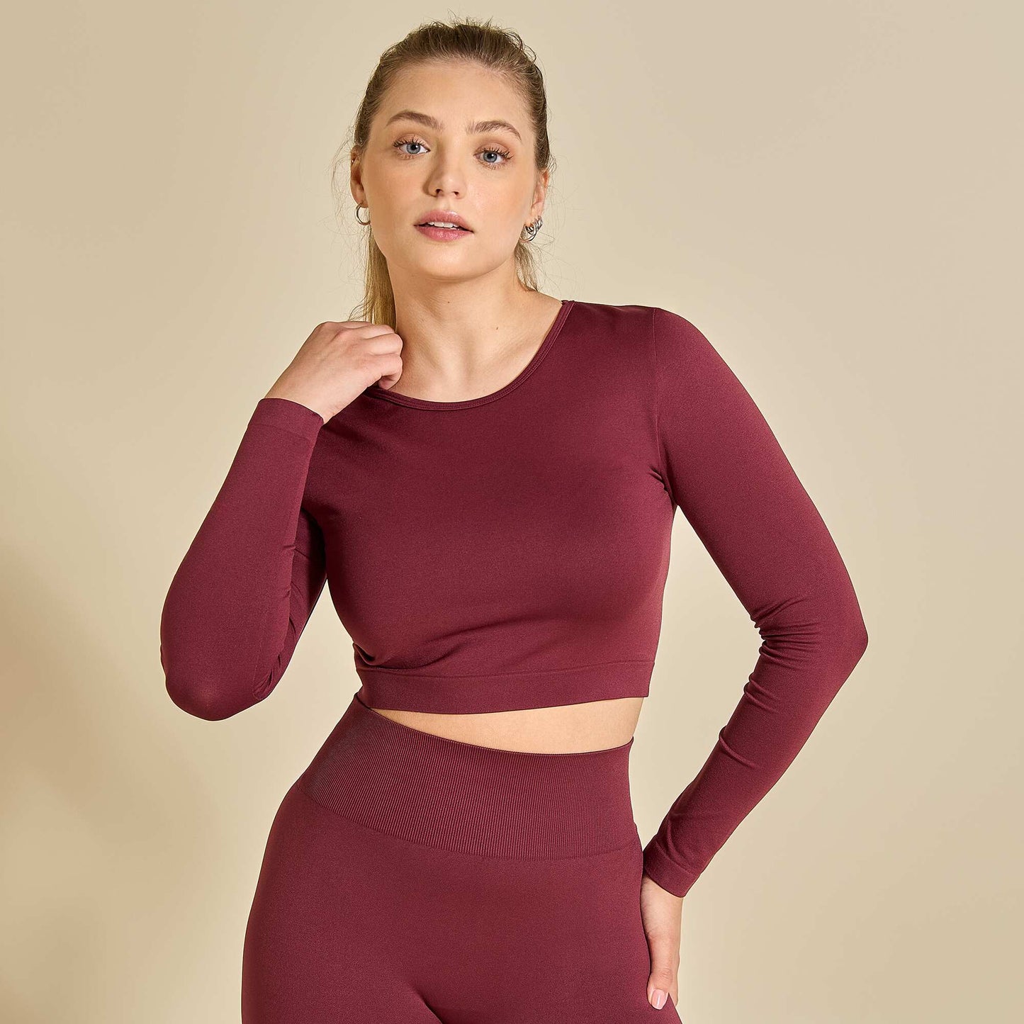 Long-sleeved sports t-shirt RED
